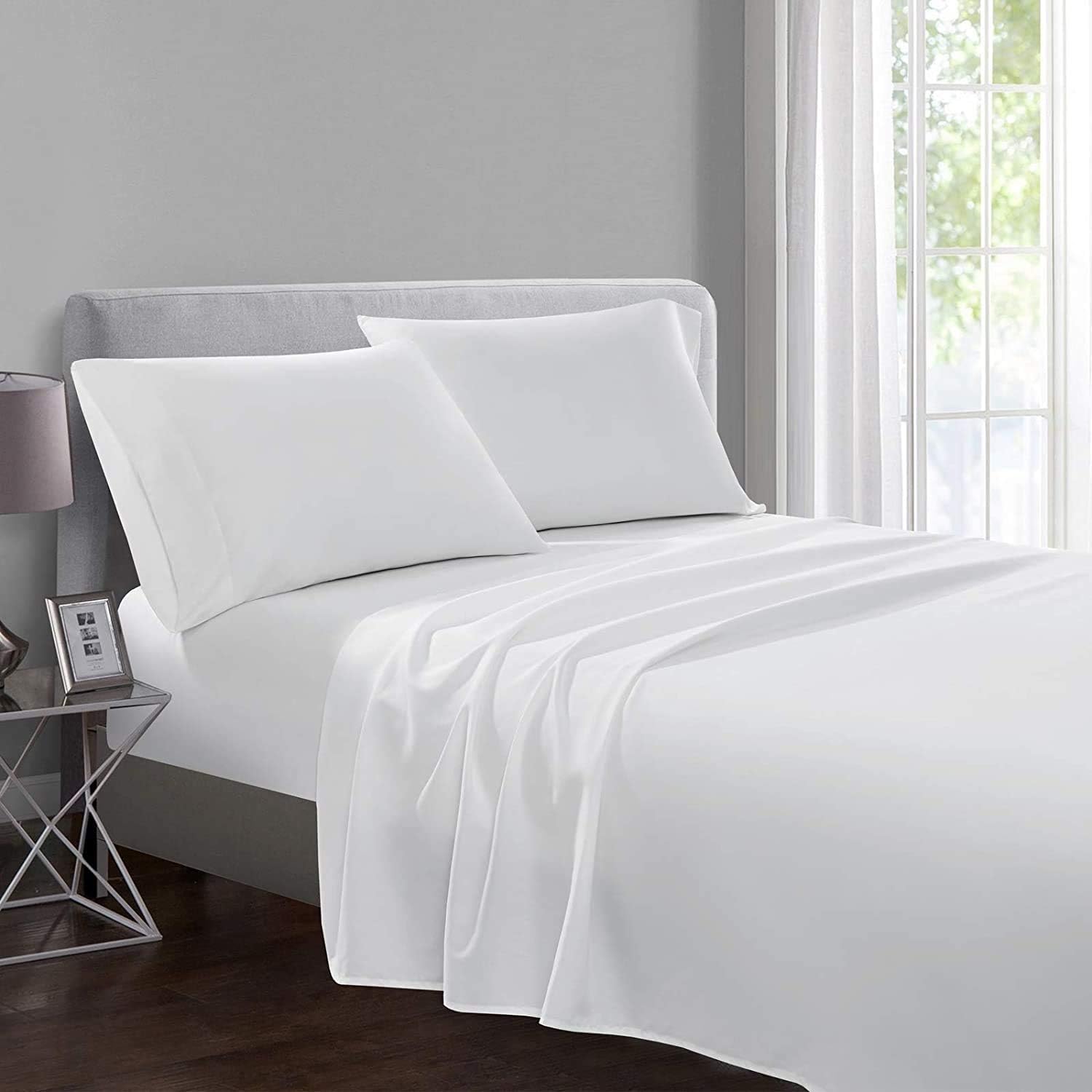 Yorkshire Bedding Flat Sheet Super King Size 100% Egyptian Cotton White Bed Sheets 200 Thread Count Hotel Quality Flat Bed Sheet (270 cm x 310 cm)