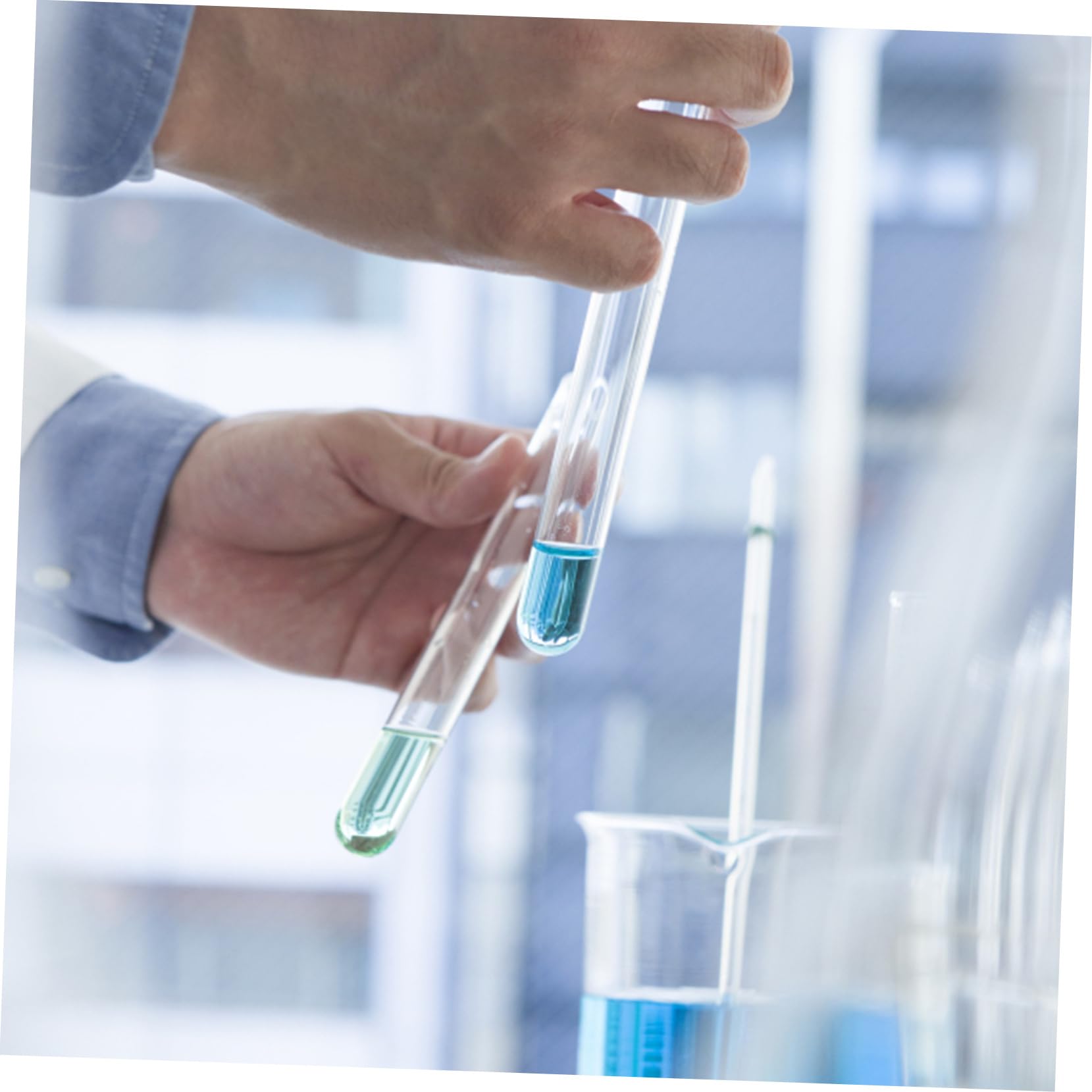 Baluue 100pezzi Provette Da Centrifuga in Plastica Per Esperimenti Di Laboratorio Tappi Design Sicuro Per Prevenire Fuoriuscite Di Campioni Materiali Di Compatte e Facili Da Trasportare