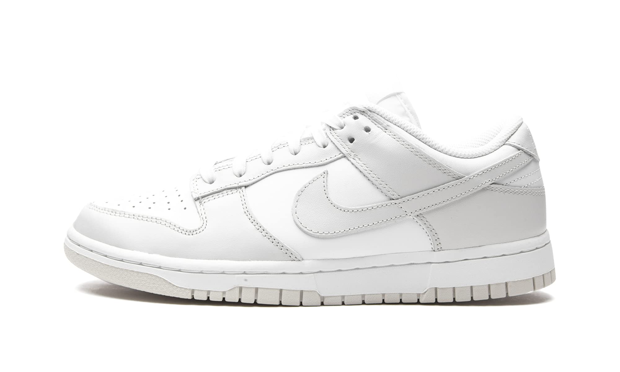 Nike Men's Dunk Low Sneakers