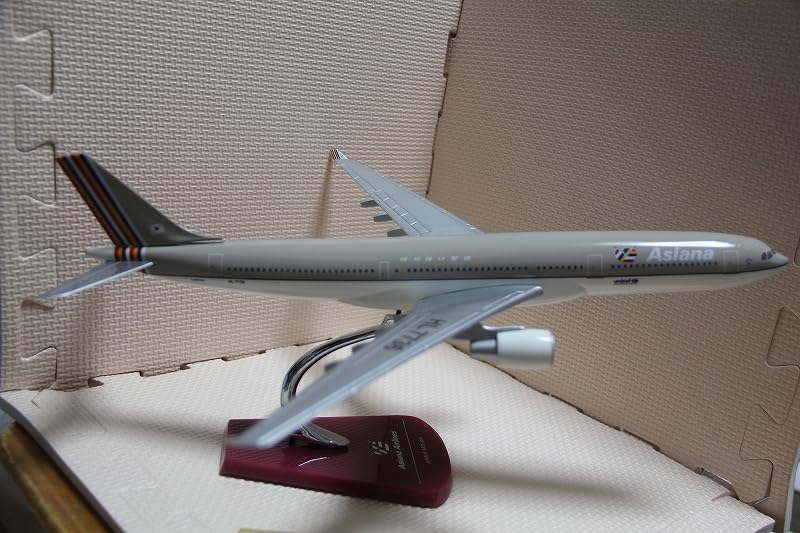 Amazon.co.jp: 1/180 アシアナ航空 A330-300 旅客機 Asiana