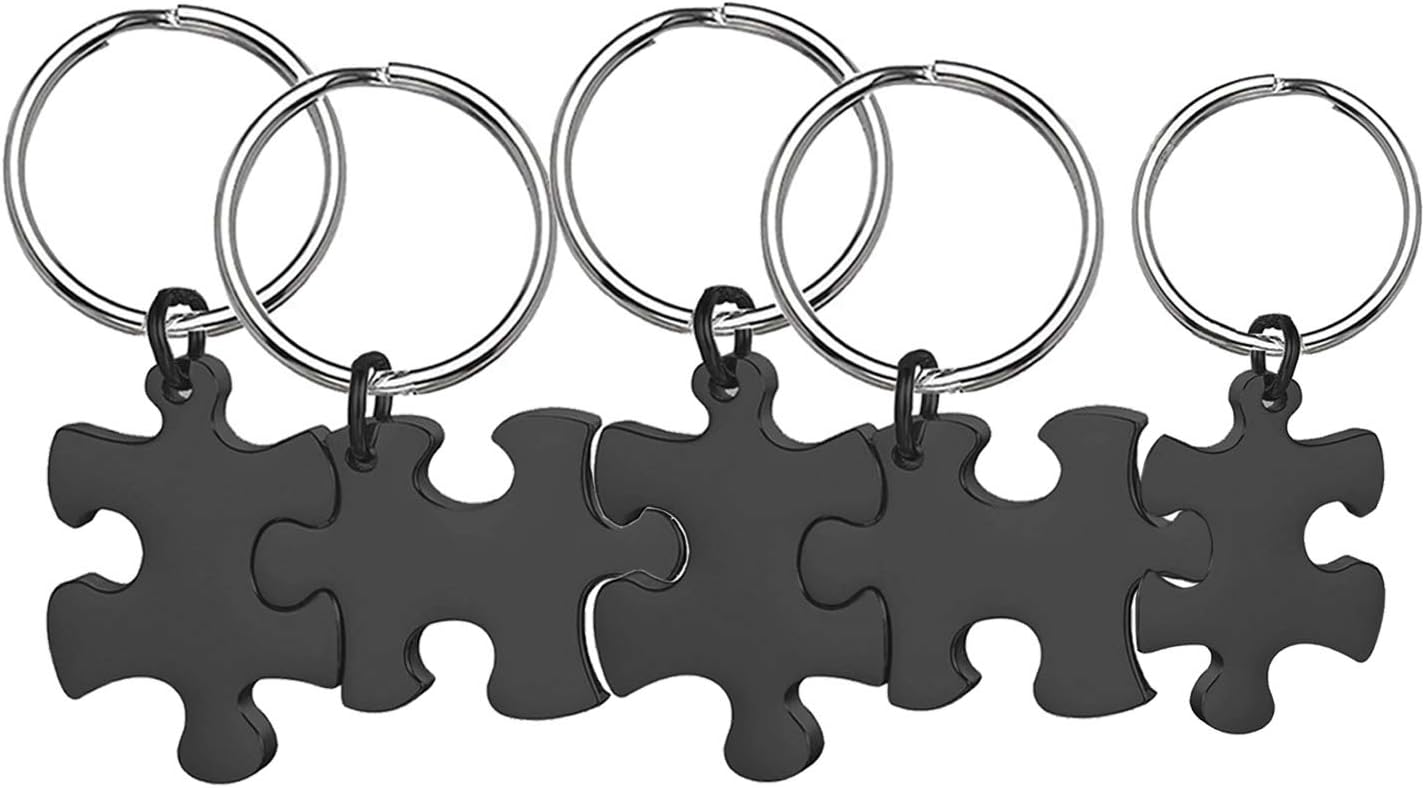 SHNIAN Best Friends Necklaces Keychain for 7-Free Engraved Name Date Friendship Matching Puzzle Stainless Steel Necklace Set Big Middle Little Sister Side by Side Or Miles Apart Neckalce Keychain