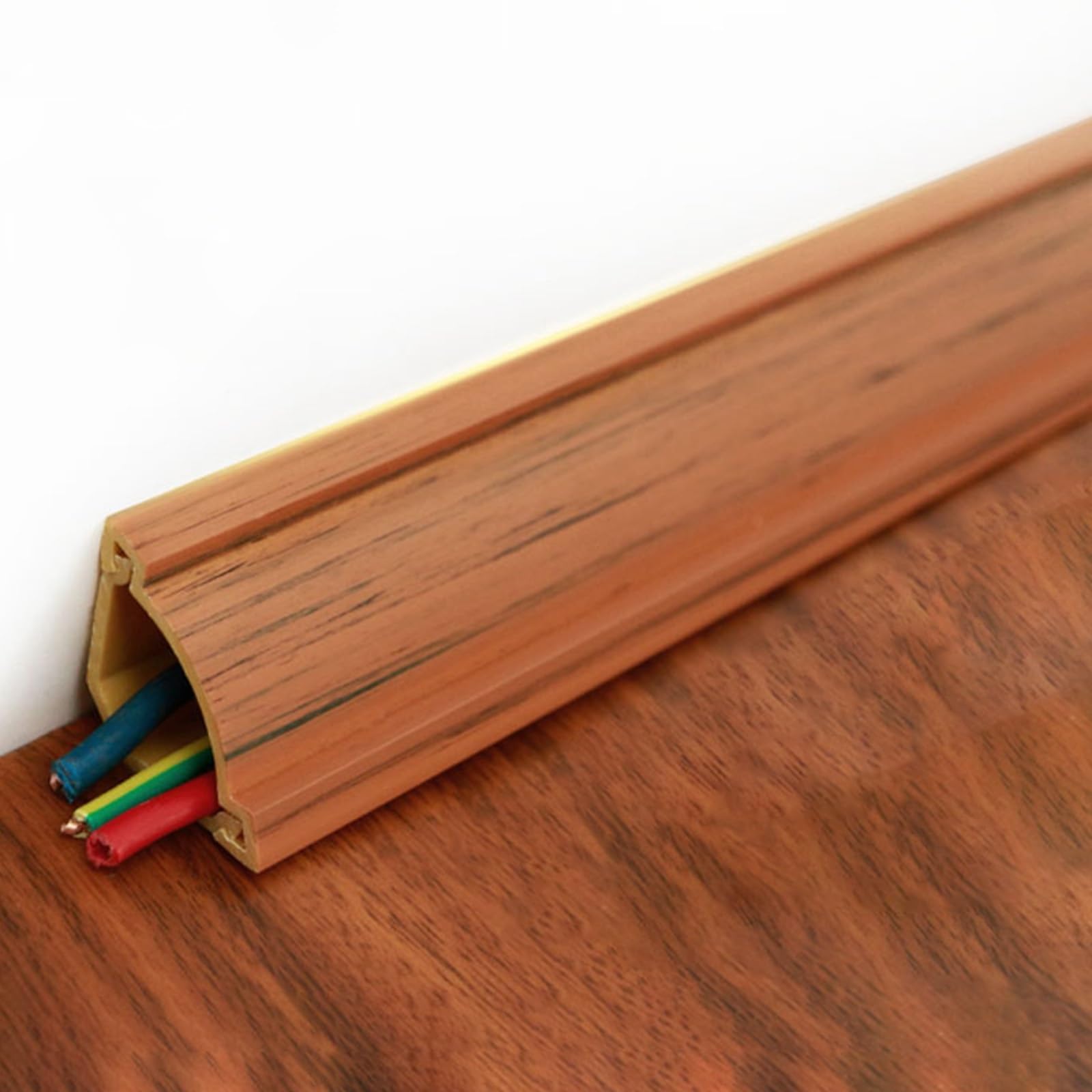 Canaleta Cubrecables Efecto Madera, 100cm Cubrecables De Esquina Autoadhesivo Impermeable para Cables En Suelo/Pared, Sujeta 6 Cables Cubrecables De Zócalo PVC(5 Pack)