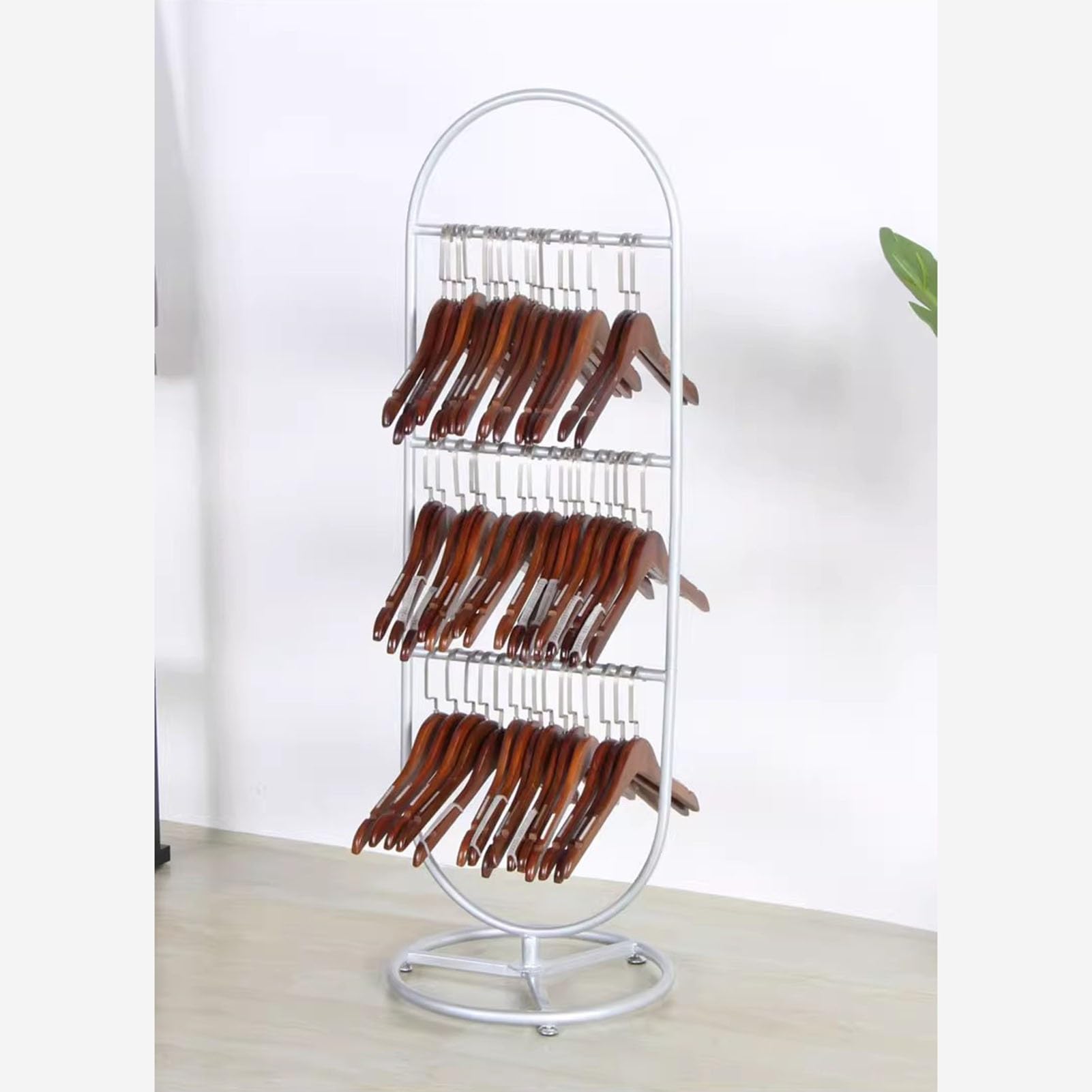 Rangement de cintres verticaux pour simplifier le soin du linge