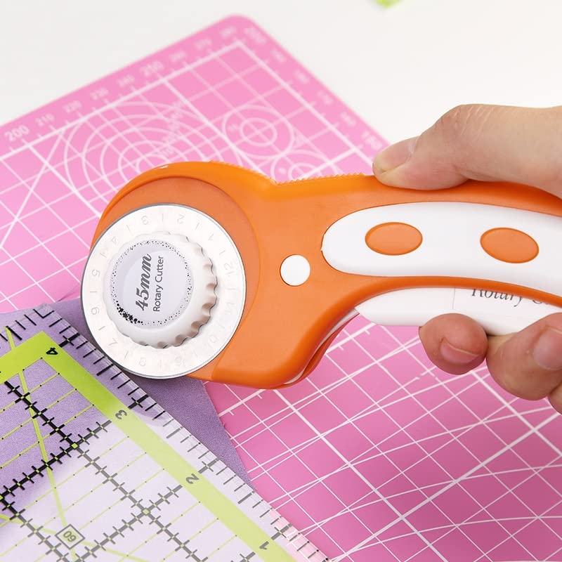 KAOBUY 132Pcs Rotary Cutter Kit 45mm Rotary Cutter Carving Knife A4 Cutting Mat Sewing Pins for Fabric Leather DIY Sewing Craft