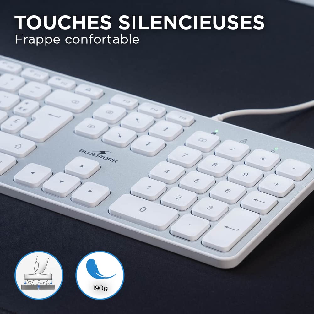 Blue Stork Tastiera francese AZERTY cablata per Mac - Tastiera Mac cablata in Alluminio, tasti concavi e silenziosi, 13 Raccorsi multimediali, adattatore USB/USB-C - NOVITÀ 2022 (bianco)