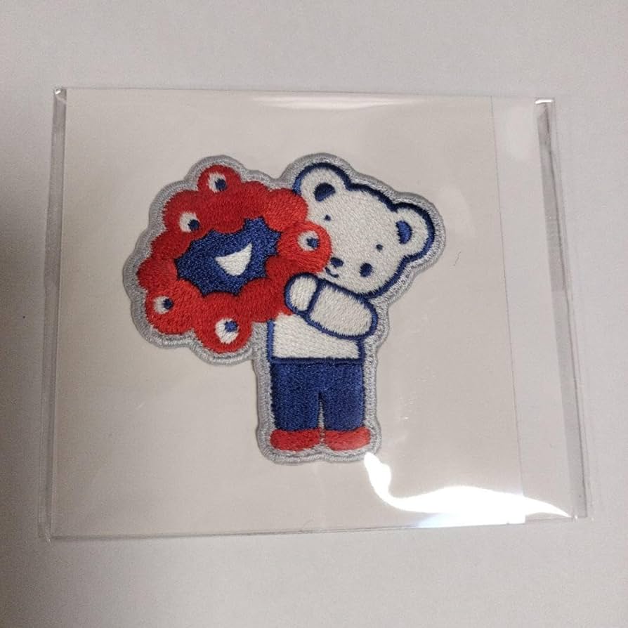 ファミリア×ミャクミャク ポーチ ワッペン 2点 丁寧梱包 防水対策