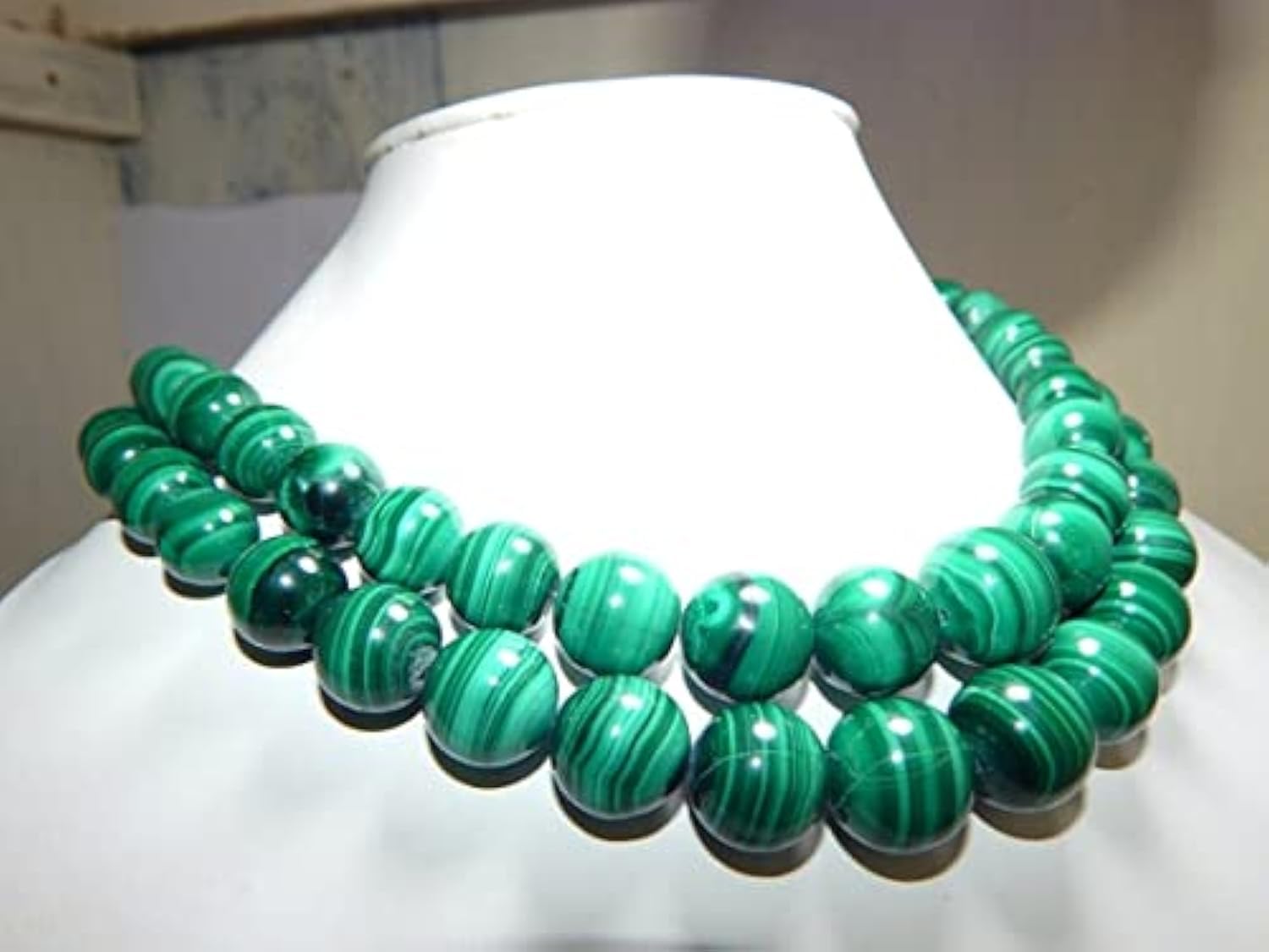 Malachite Smooth Beads pour créer vos colliers bohèmes d'été