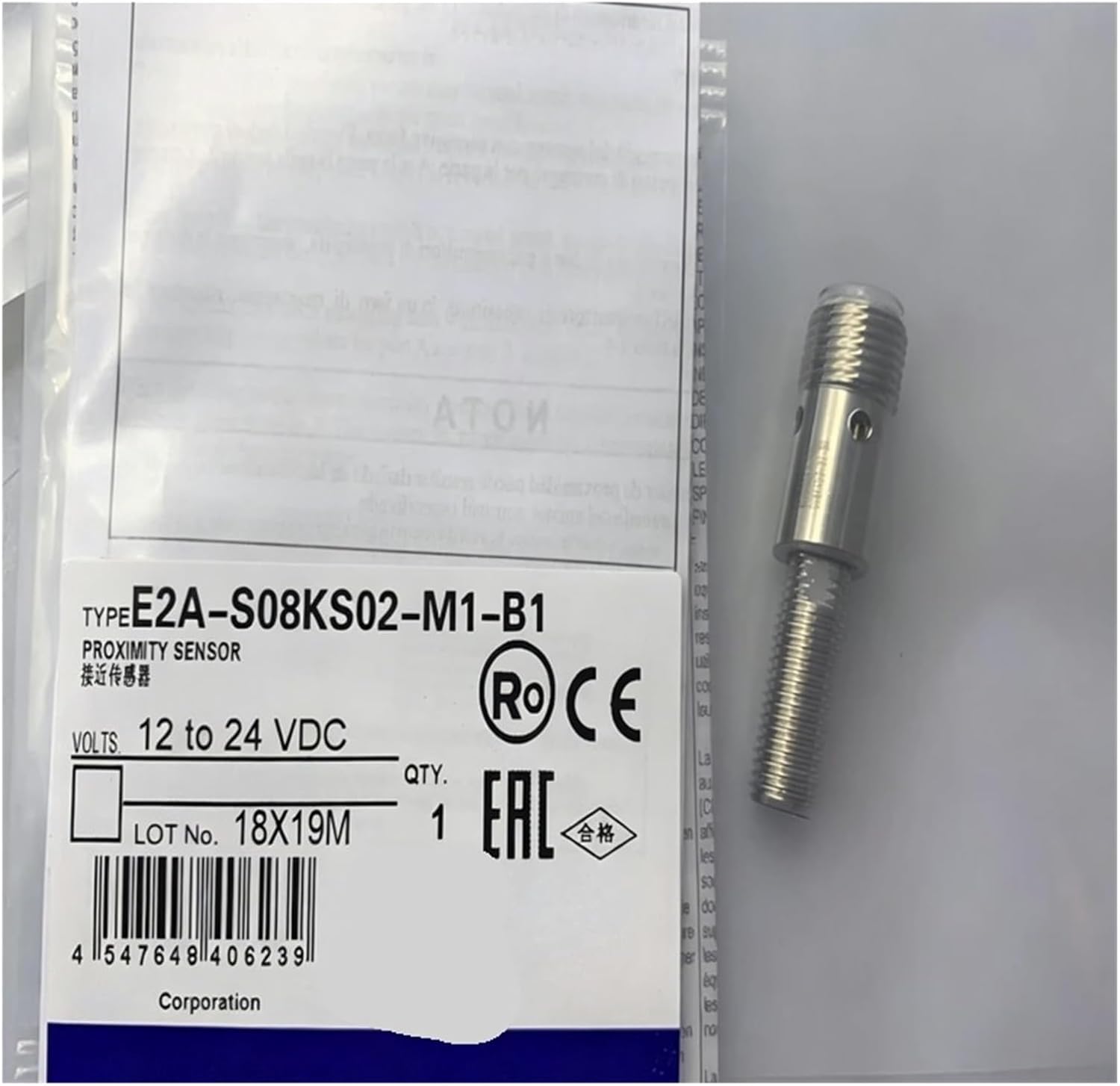 1pcs Sensor E2A-S08KS01-M1-B1 E2A-S12LS04-M1-B1 E2A-S12LS04-WP-B1 E2A-S12LS02-WP-B1 Proximity Switch(E2A-S12LS04-WP-B1)