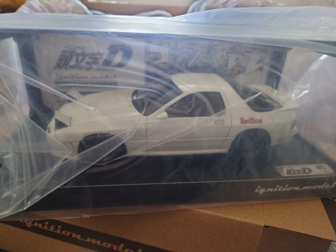 イグニッションモデル　イニシャルd. FD3s. 1/18 PREORDER* Ignition Model 1:18 Mazda RX-7 (FD3S) INITIAL D in