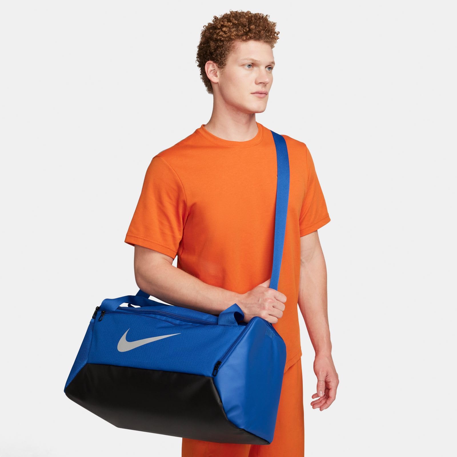 Nike Brasilia DM3976 - Borsa sportiva per allenamento, misura piccola, 41 l, Game Royal/Black/Metallic Silver, 41 L, Sport