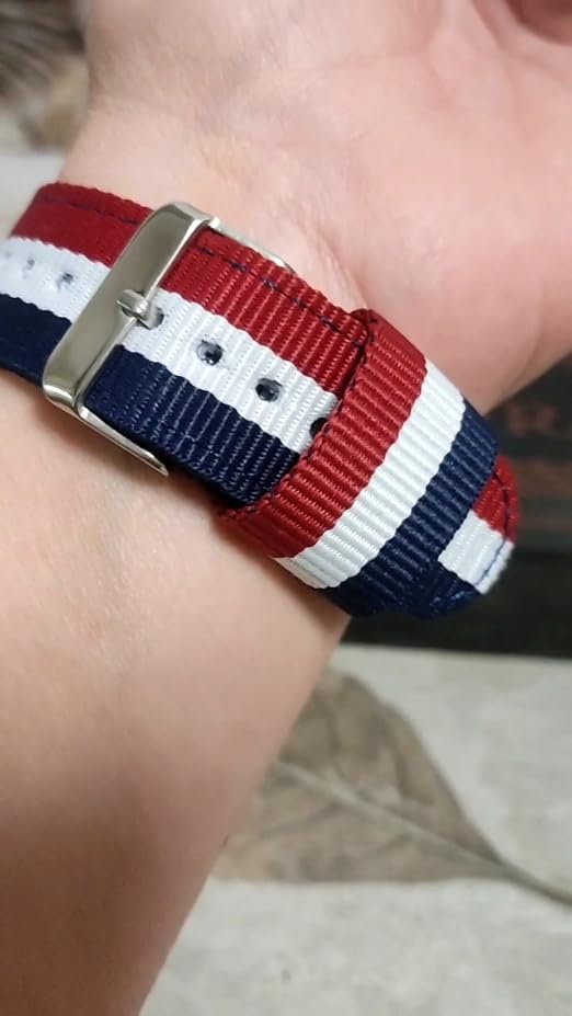 ZUREGO Bracelet en nylon Solo Loop pour Suunto 9/7/9 Baro - Bracelet de montre de rechange sport compatible avec les modèles Suunto (7 ZUREGO Bracelet en nylon Solo Loop pour Suunto 9/7/9 Baro - Bracelet de montre de rechange sport compatible avec les modèles Suunto (7