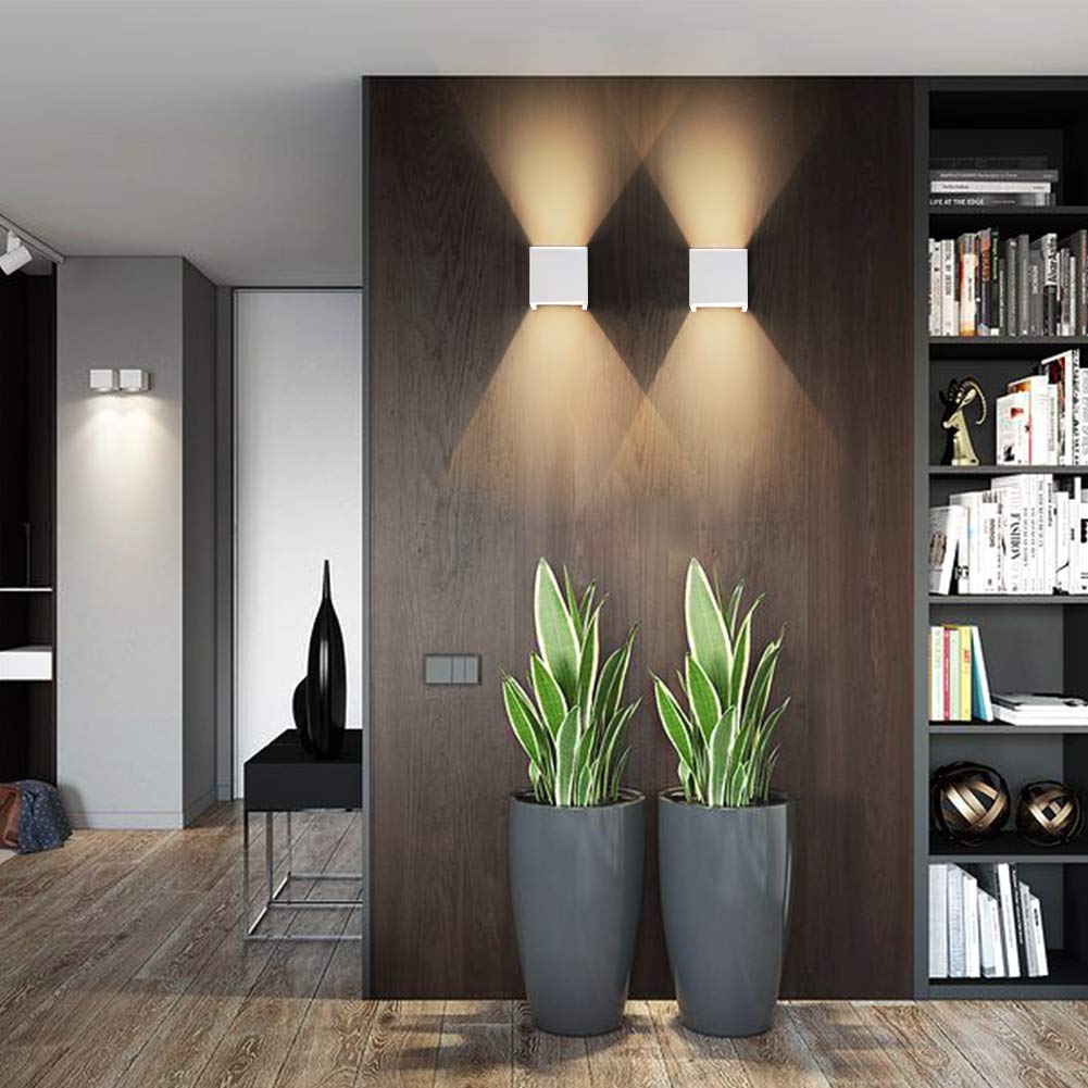 Klighten 2 Pezzi 12W Lampada da Parete LED Moderno, Applique da Parete Interno/Esterno Bianco caldo 3000K, Lampade da Parete Angolo del Fascio Regolabile, IP65 Impermeabile (Bianca)