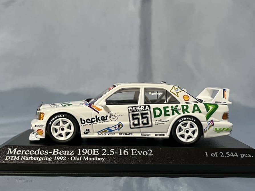 Amazon.co.jp: MiniChamps Mercedes-Benz 190E 2.5-16 EVO2