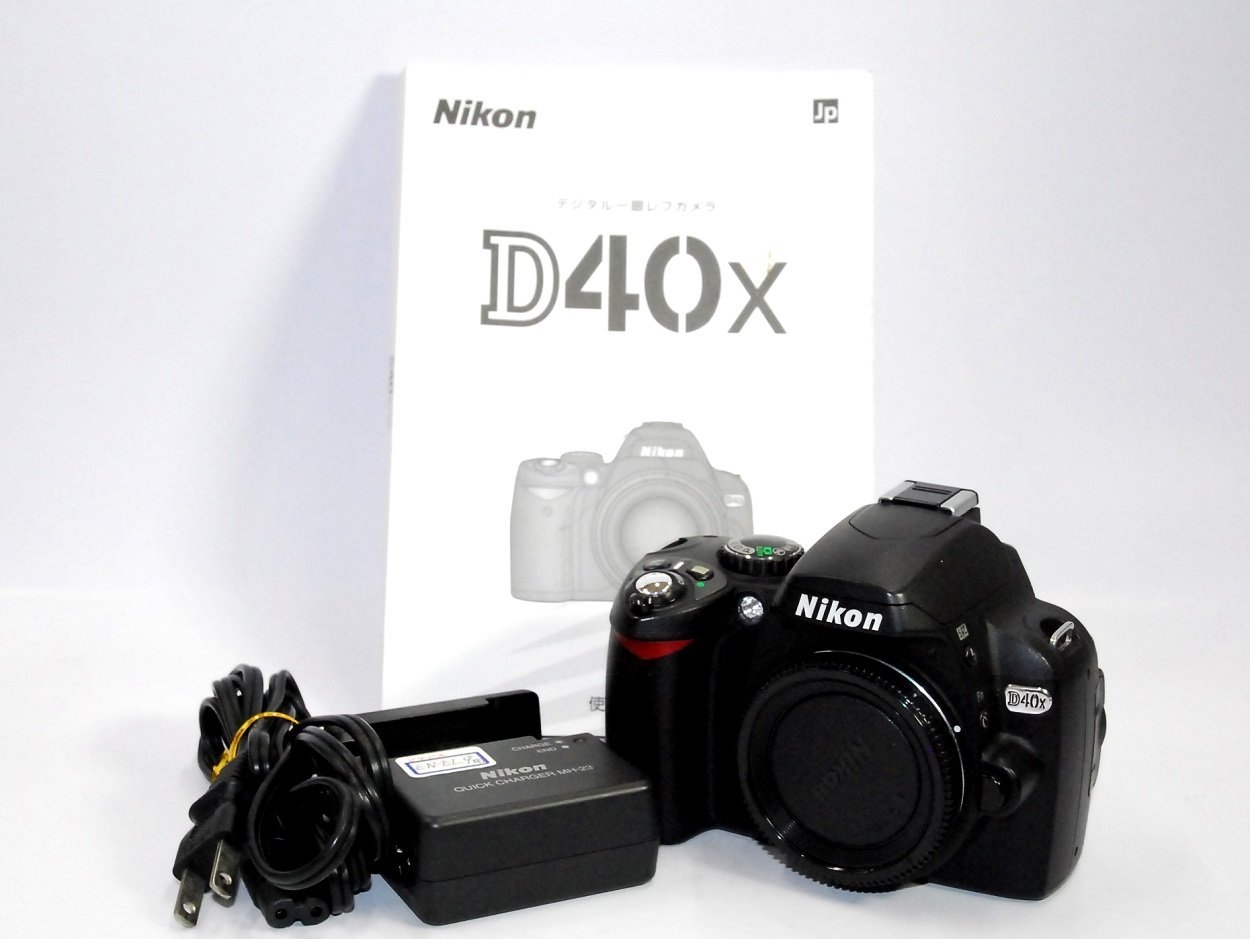 ☆美品☆Nikon D40 デジタル一眼レフカメラ ボディ 備品付 Nikon 