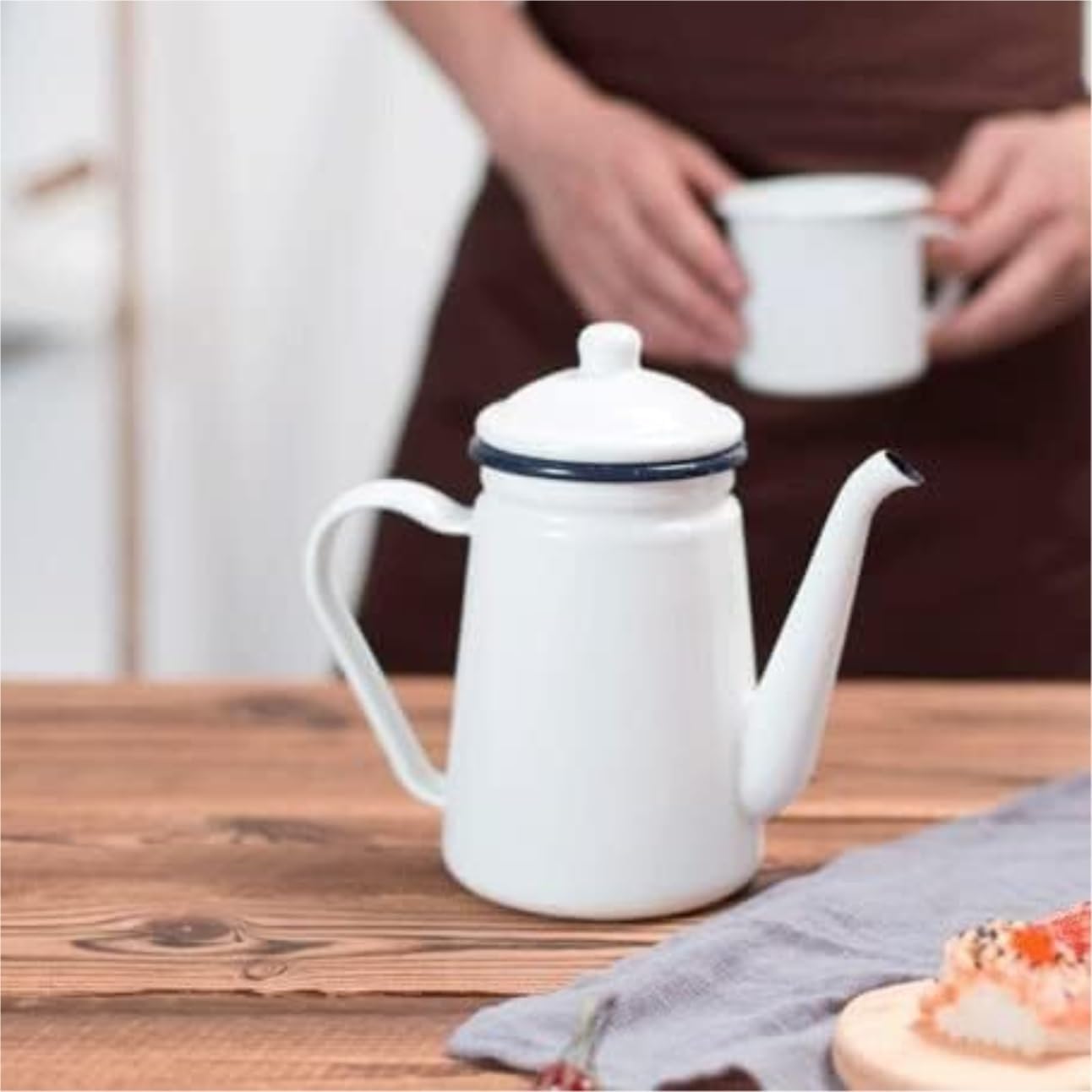 Tea Kettle Stovetop 1.1L Household Water Kettle Kitchen Teakettle Enameled Oil Container Hotel Home Teapot Pour Over Kettle
