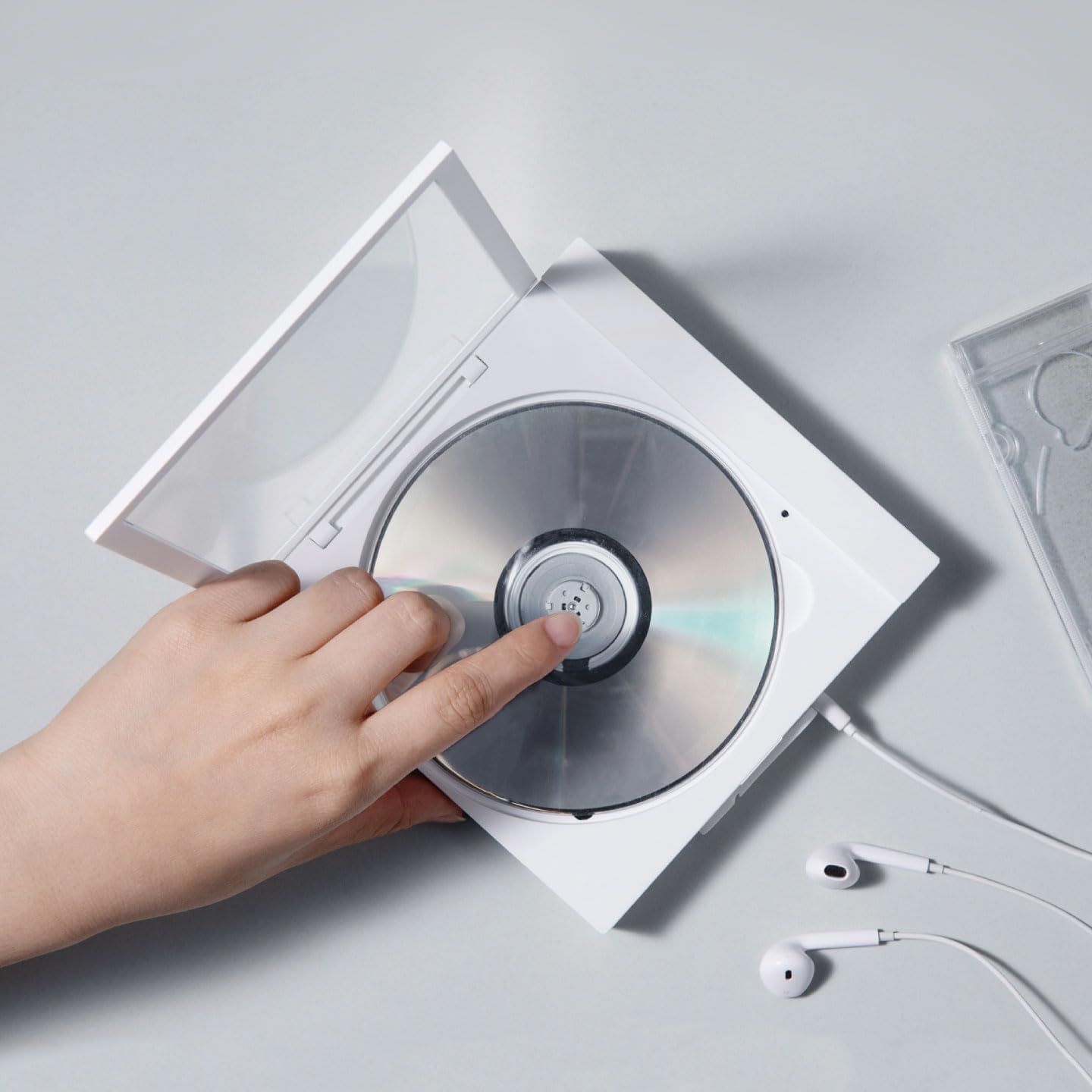 TINYL Cover Minimalist Hi-Fi CD Player with aptX HD Bluetooth, CS43198 DAC, 4.4mm Balanced Output, Lossless PC CD Ripping, Wall-Mount Design image 2