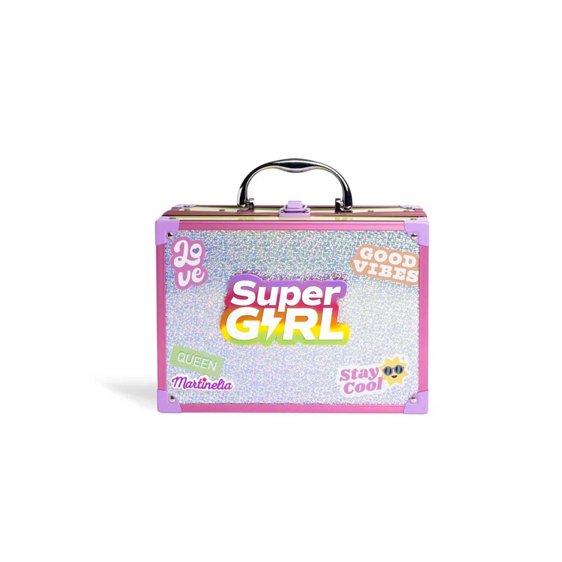 Martinelia cosmetic case withLED-Supergirl mirror. 25 x 19 x 9 cm. Contains eye shadow, nail polish, lip gloss and toe spreader