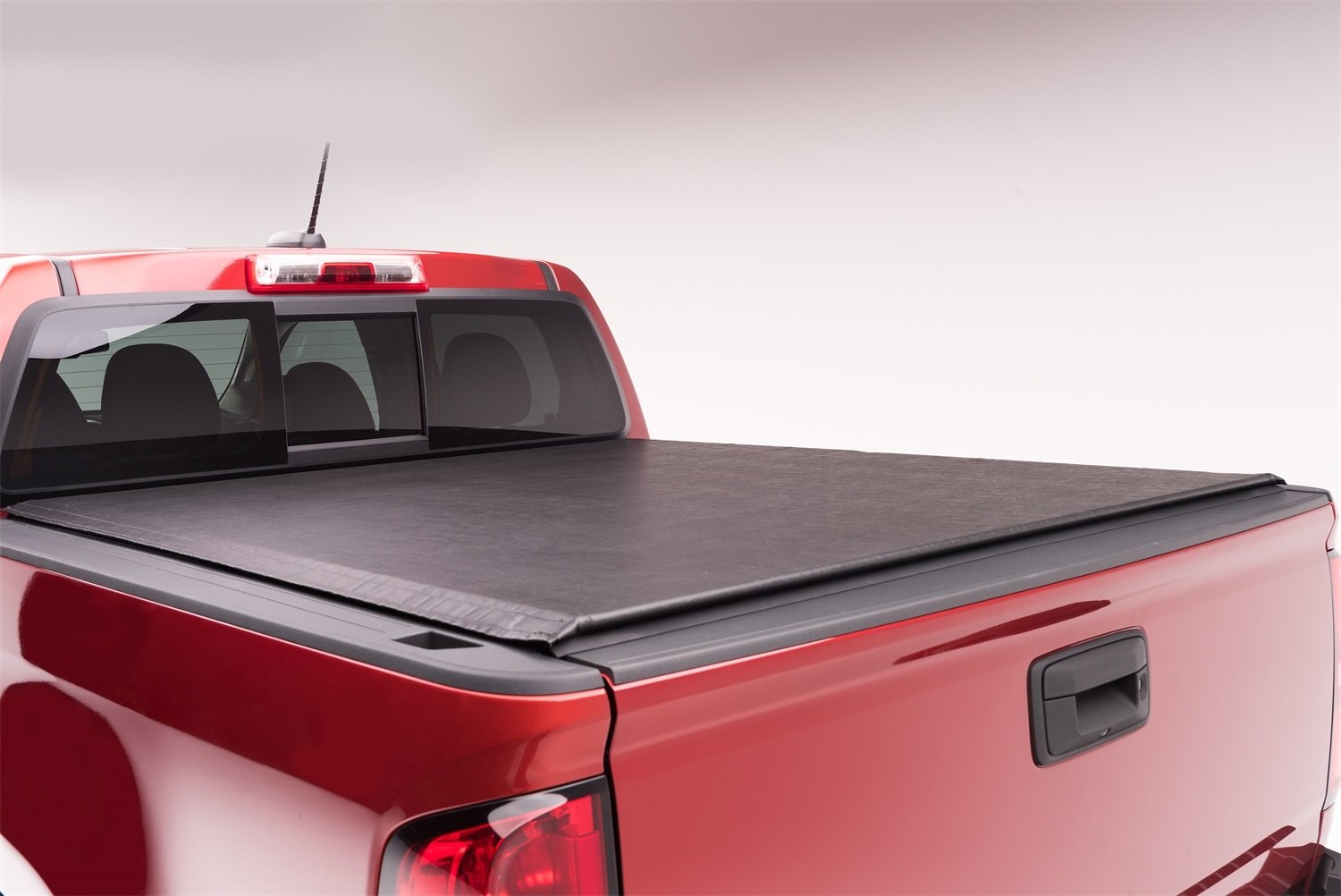 TruXedo Pro X15 Soft Roll Up Truck Bed Tonneau Cover | 1430601 | Fits 2017 - 2023 Honda Ridgeline 5' 4" Bed (64")