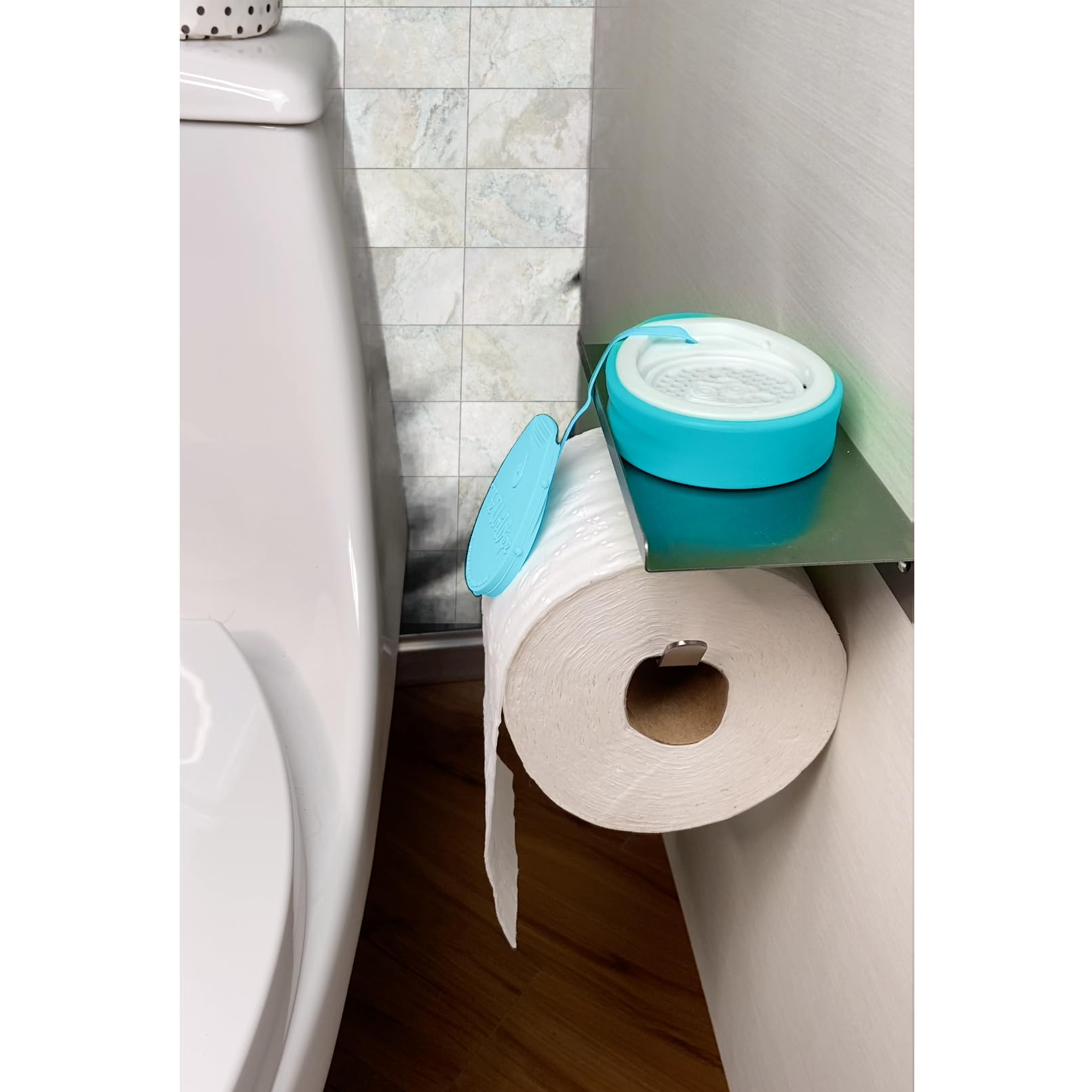 En lugar de toallitas desechables, añade una textura increíble a cualquier papel higiénico en cualquier lugar, limpia mejor, enjuaga de forma segura