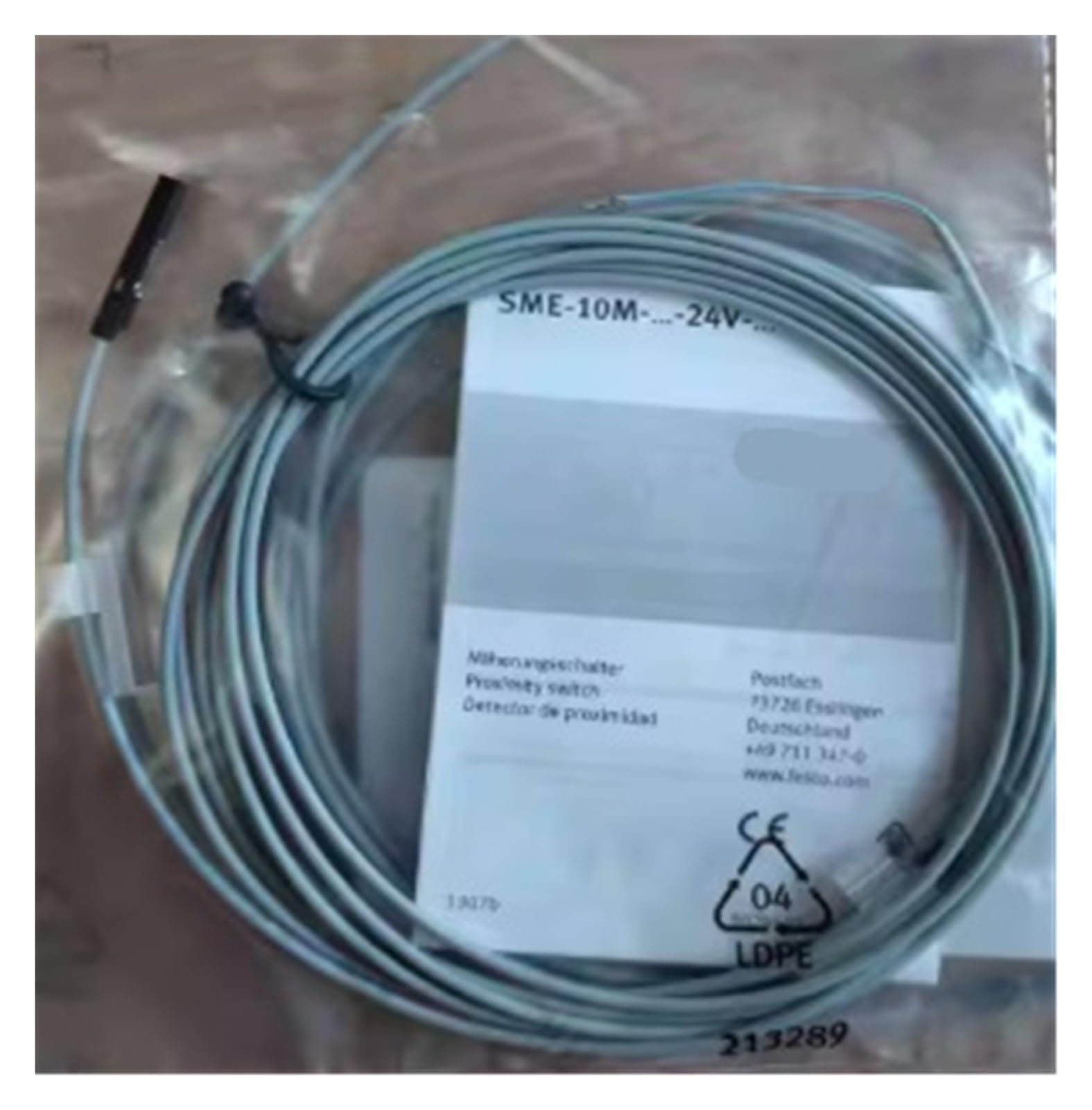 Détecteur de proximité SME-10M-ZS-24V-E-2,5-L-OE pour vérin pneumatique