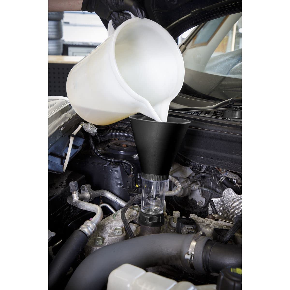 Sealey Lot de 4 entonnoirs d'huile moteur - Renault et Nissan - VS7102