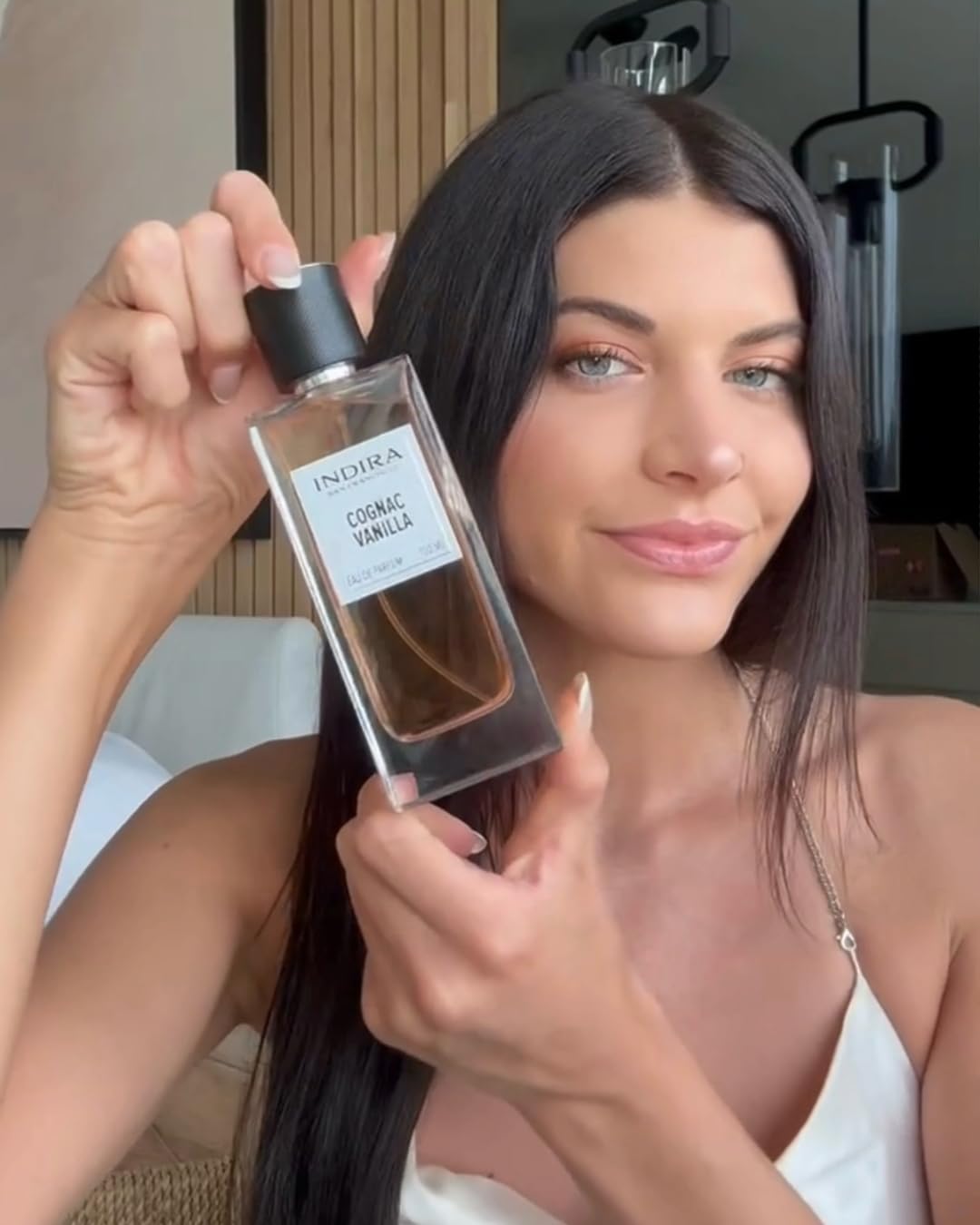 INDIRA Cognac Vanilla - Eau De Parfum - Warm Gourmand - Unisex - 100 ML / 3.4 FL OZ - Spray - Image 6