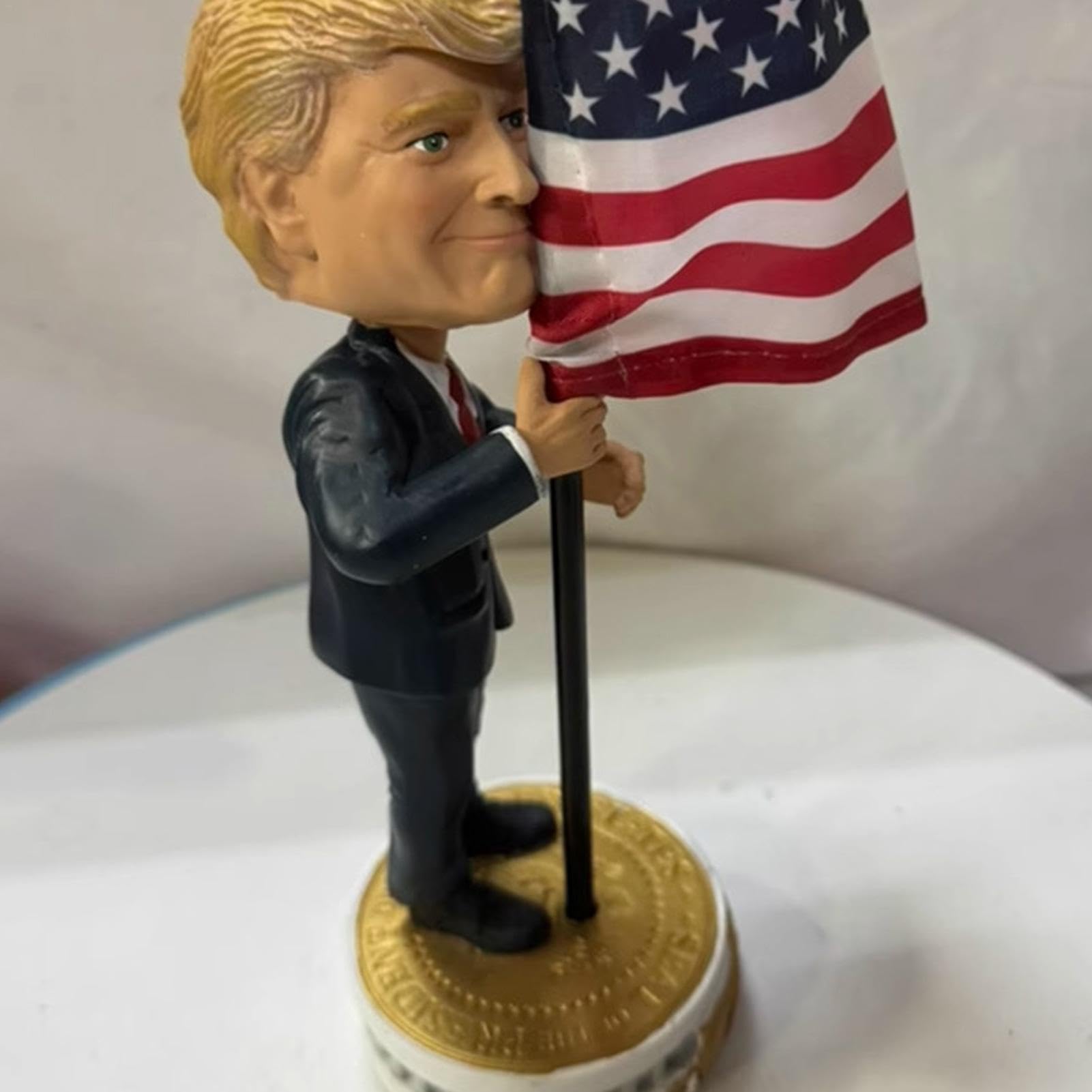 ボブルヘッド フィギュア Amazon.co.jp: 大谷翔平(13 STRIKEOUTS) 背番号17 ロサンゼルス