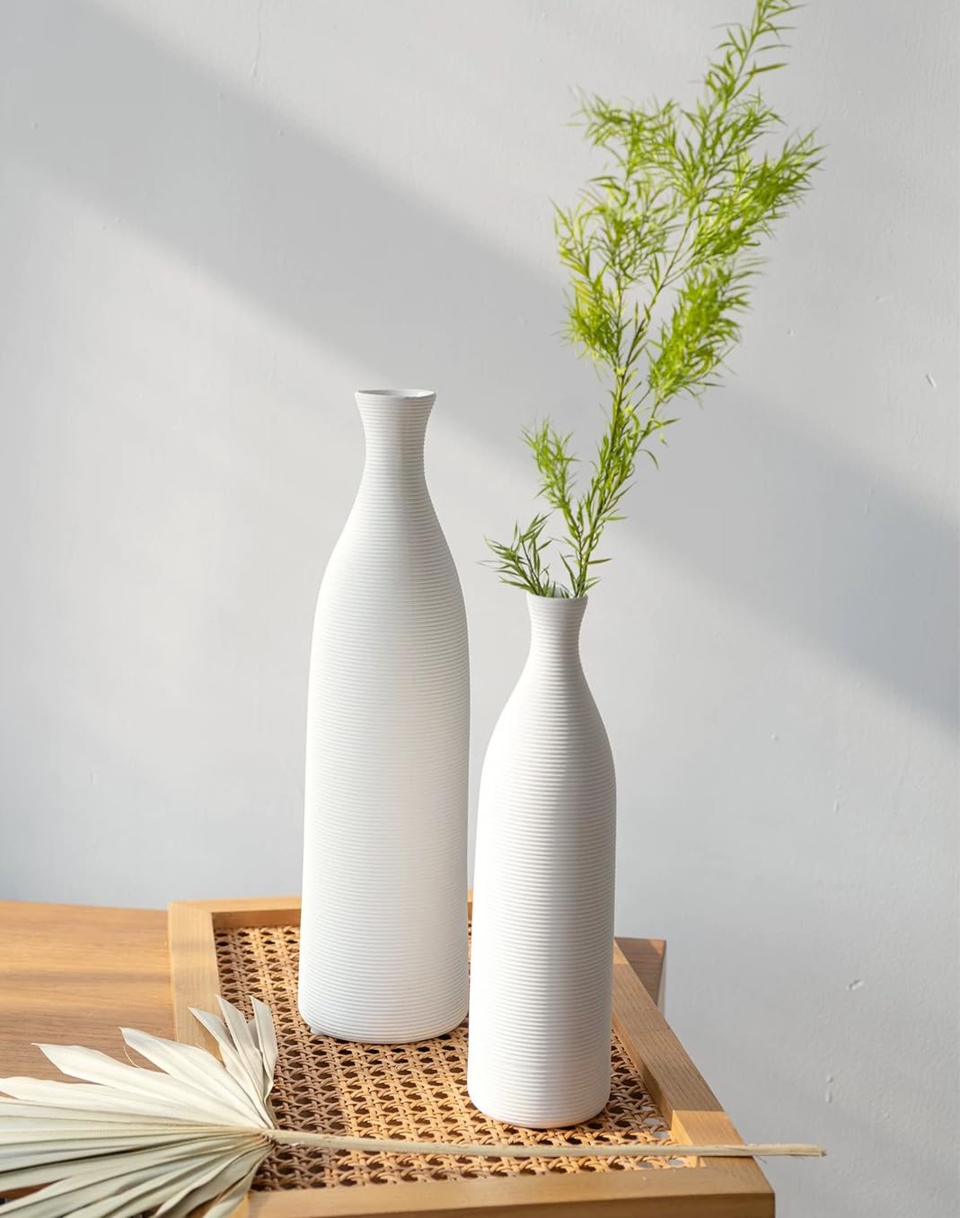 Florero de cerámica blanca de 10 pulgadas, con textura, acanalado, minimalista, decorativo, moderno, para hierba de las pampas, mesa, estantería, repisa y entrada, decoración del hogar 6