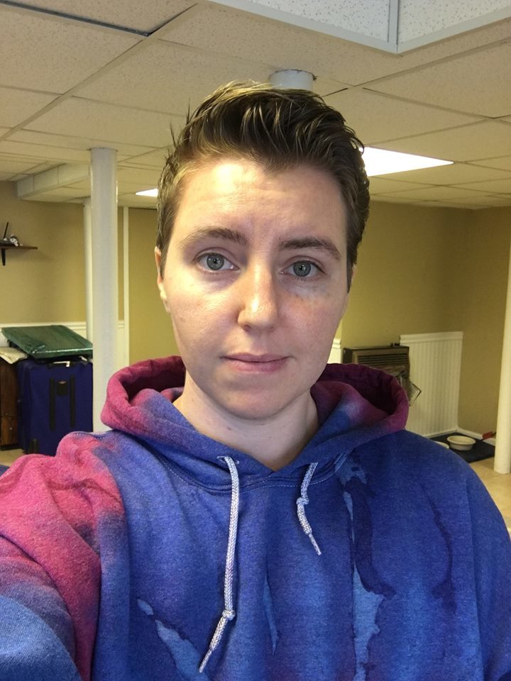 Amazon.co.jp Alexandra Overy作品一覧、著者略歴