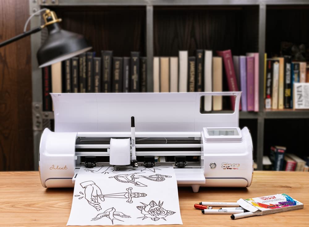Siser Juliet® Plotter da taglio ad alta definizione – Con una luce di 30cm, Juliet taglia materiali sia con che senza il tappetino incluso (30x30cm).
