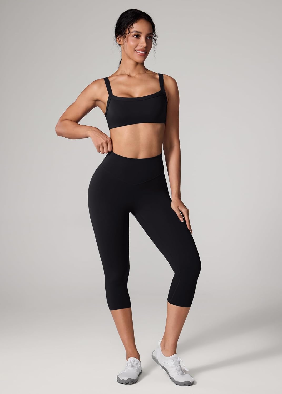 UNISSU Hugcurve No Front Seam Capri Leggings 19"