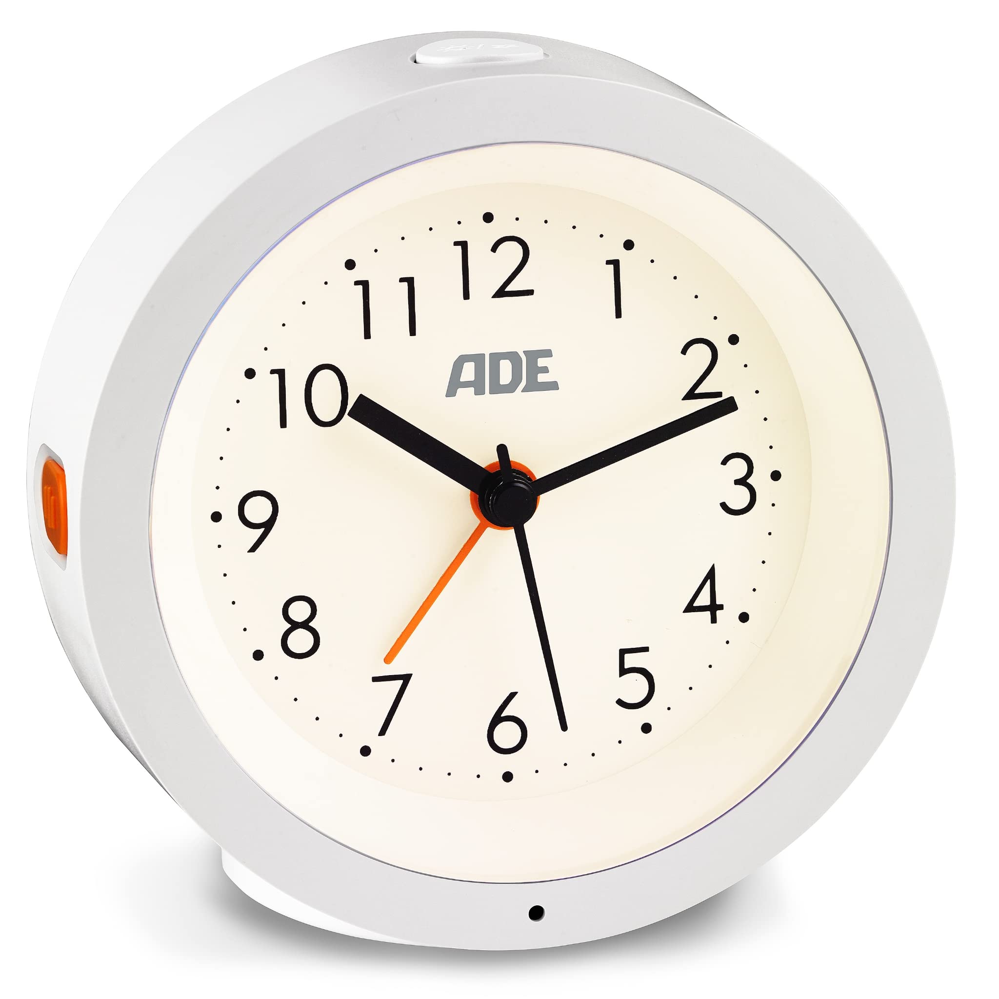 ADE Analoger Wecker mit ansprechendem Design | Wecker mit Licht, Schlummerfunktion | lautloser Wecker ohne Ticken | batteriebetrieben | weiß