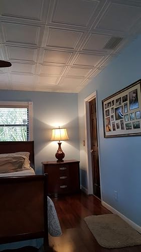 Vista 11 de À LA MAISON CEILINGS R24 Line Art Azulejo de Techo de Espuma con Adhesivo (21.6 pies cuadrados/Caja), Paquete de 8, Blanco Liso