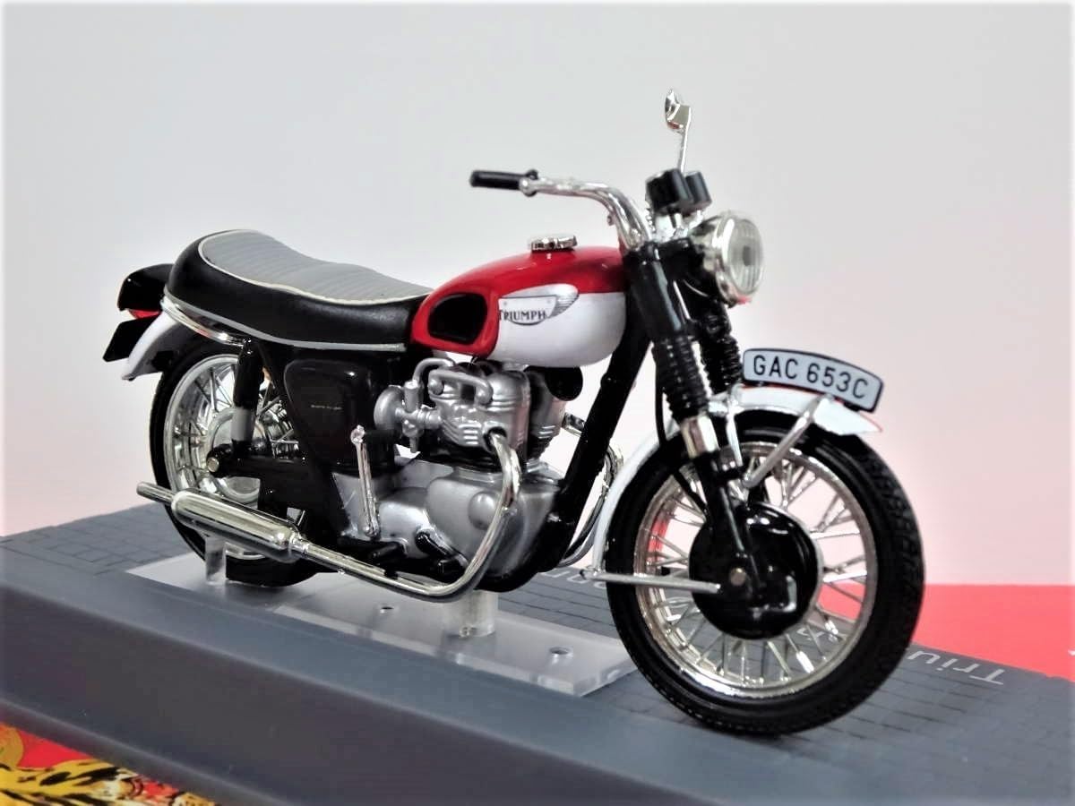 Amazon | #1/24 ALTAYA トライアンフ T 120 ボンネビル 1967 赤