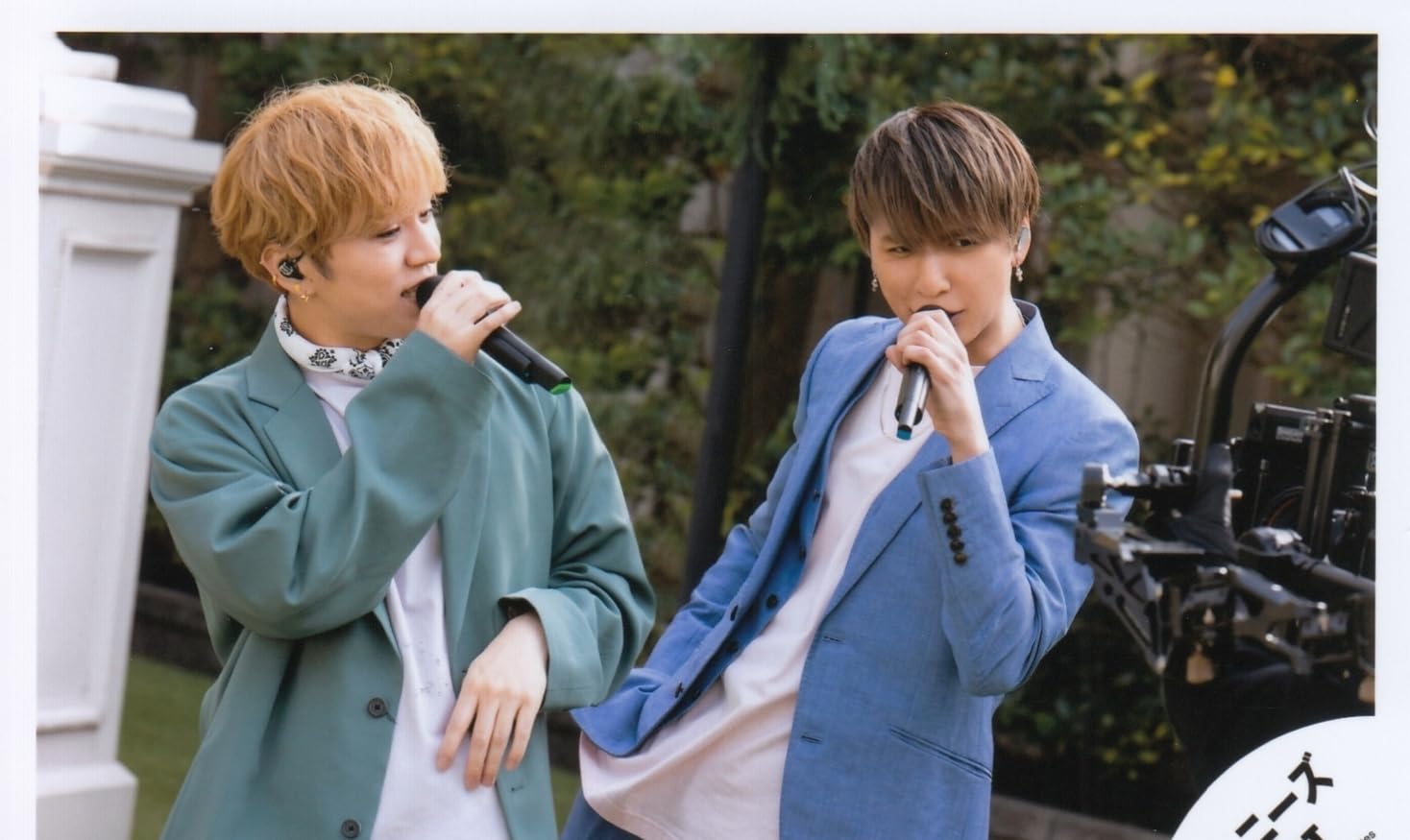 ジャニーズWEST新写真 Johnnyswest_art202309.jpg?