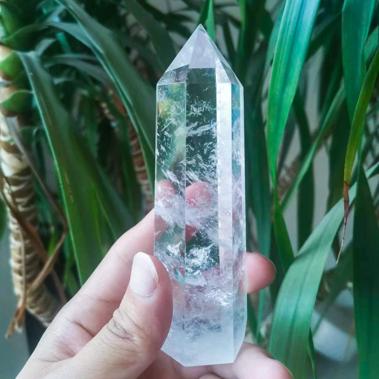 WUYOUSHILarge Clear Quartz Healing Crystal Towers / 4.72-5.11" Natural Crystal Wand / 6 Faceted Chakra Crystal Point Reiki Meditation Therapy