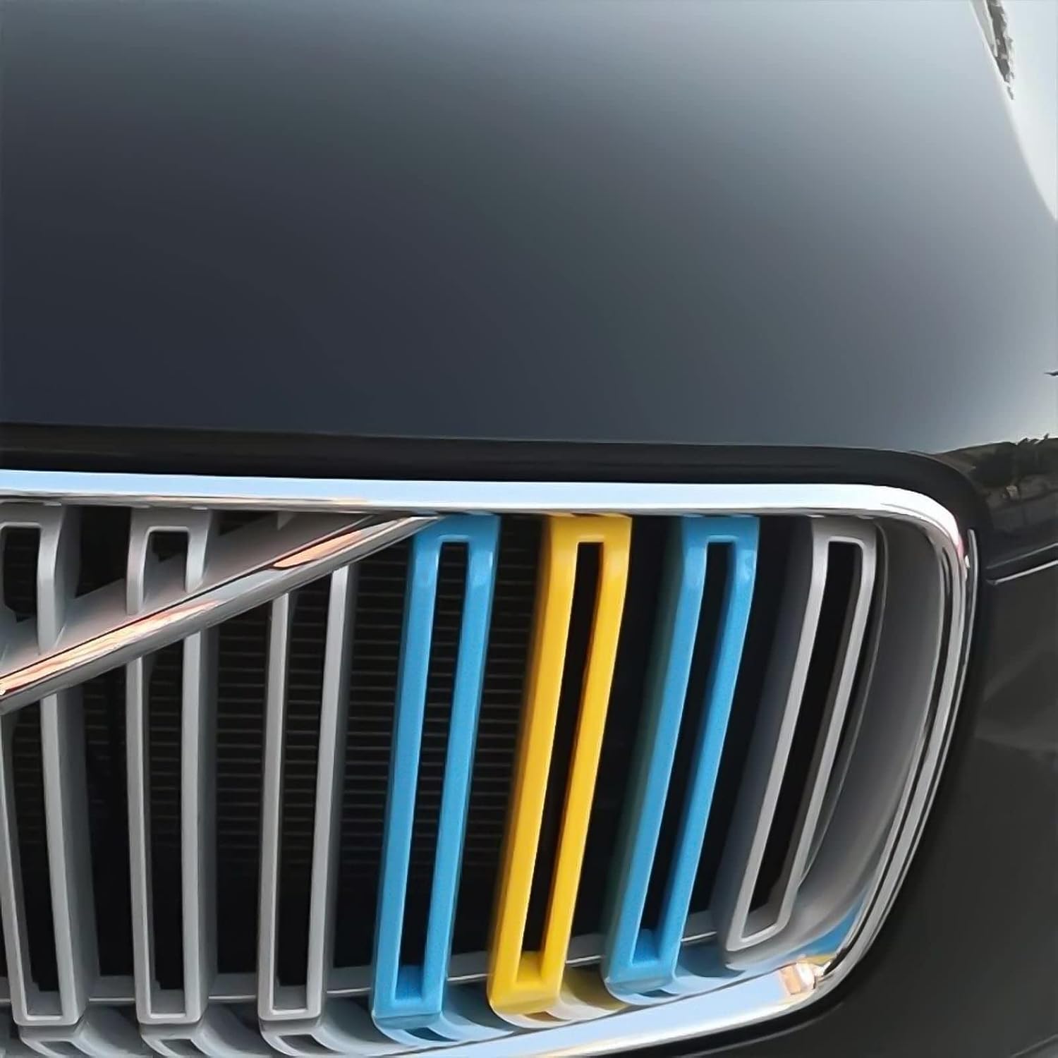 x xotic tech Sweden Flag Color Tri Grille Insert Trims Strips, Front Center Kidney Grilles Compatible with Volvo XC90 Pre-LCI 2nd Gen 2016-2019 (17 Beams)
