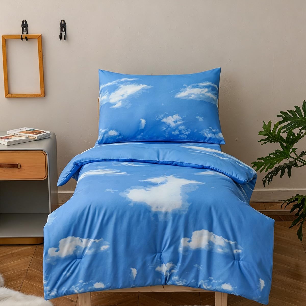 KAREVER Cloud Toddler Bedding Set 4 Pieces Bluey Crib Bed Set Kids White Blue Sky Theme Comforter Set