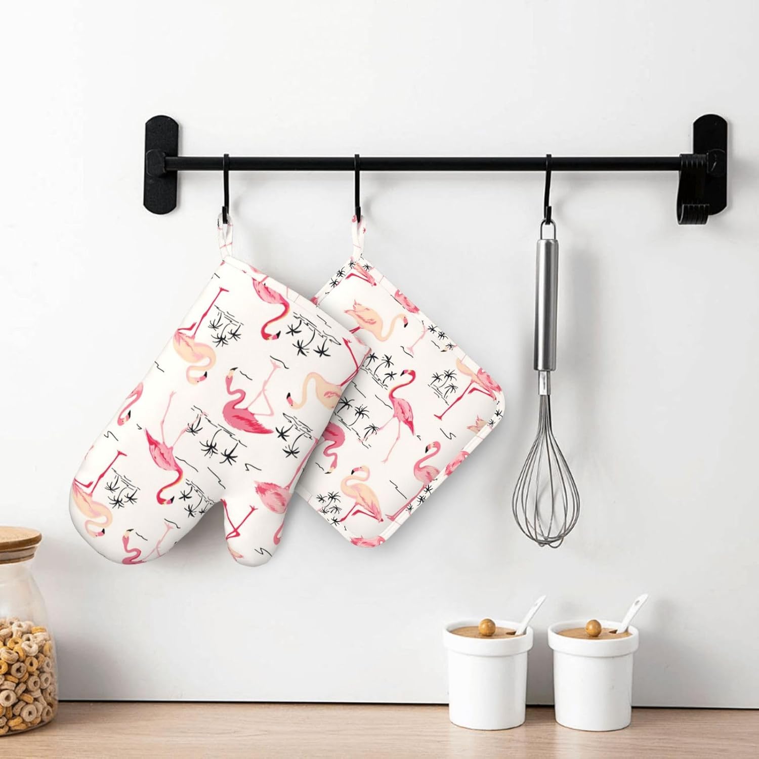 Cute Pink Flamingo Oven Mitts and Pot Holders Sets, Home Silicone Heat Resistant BBQ Gloves for Kitchen Baking Cooking Grilling Microwave