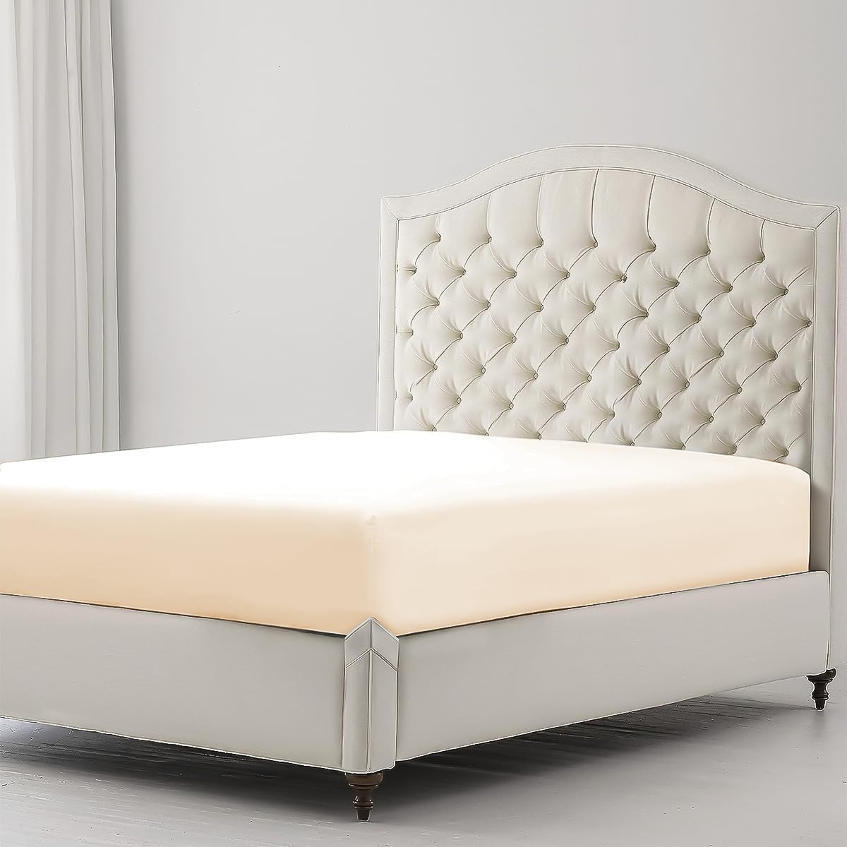 VOZBI Super Soft Polycotton Fitted Sheet Double Bed, Premium Quality Winkle Free 12 Inch Deep Fitted Sheet, Great Fit Highly Durable Fitted Sheet, Cozy and Breathable Sleep (Cream, Single)