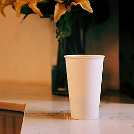 Smygoods White Disposable Paper Coffee Cups with Lids (24 OZ, 50 Count) For Hot Beverages, Tea, Espresso, Cocoa - To Go Drink Containers, Caf & Office
