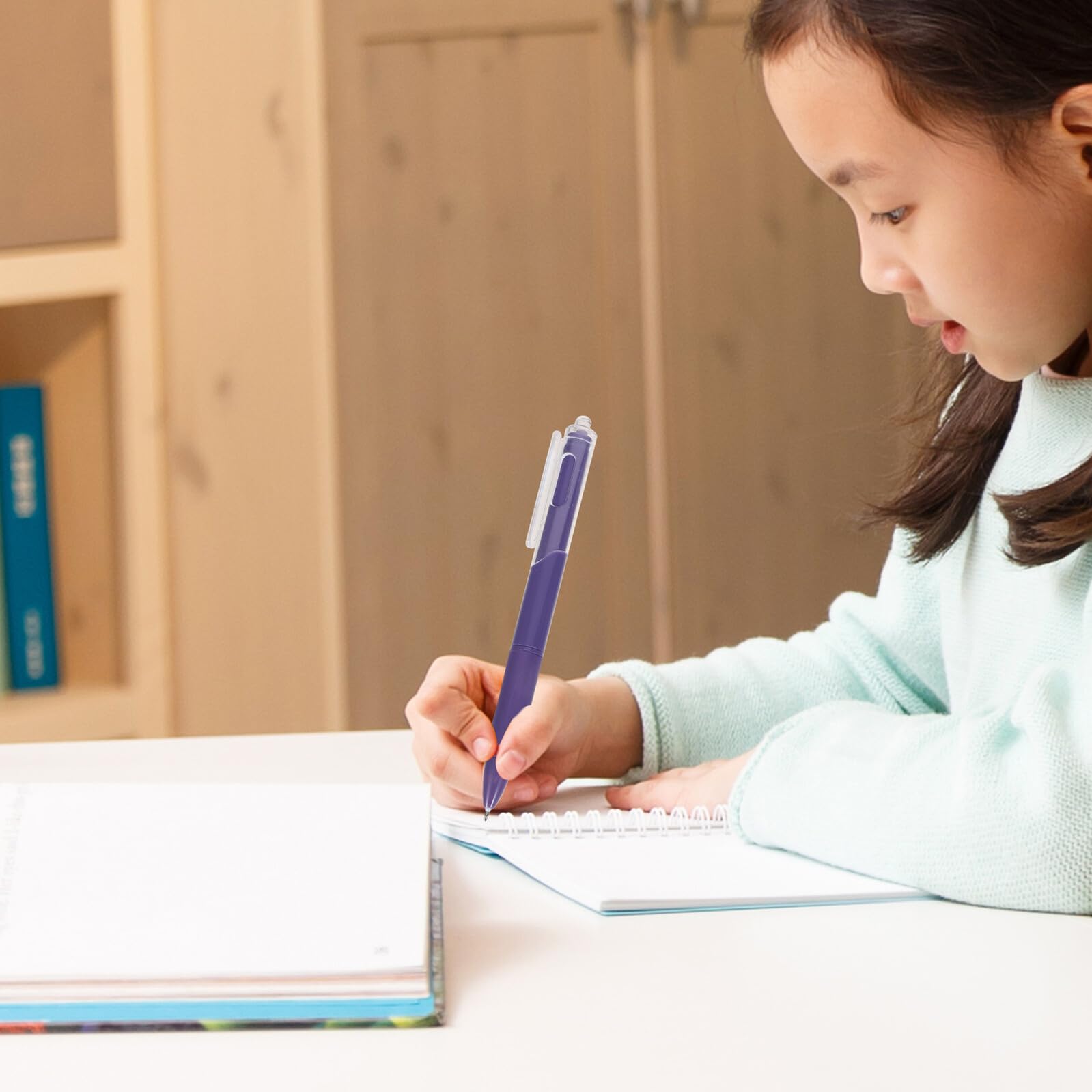 Penna Nera Retrattile a Punta Fine Set da 50 Pezzi Penna Compatta per Scrivere Fluido Kawaii per Scuola Ufficio e Appunti Quotidiani