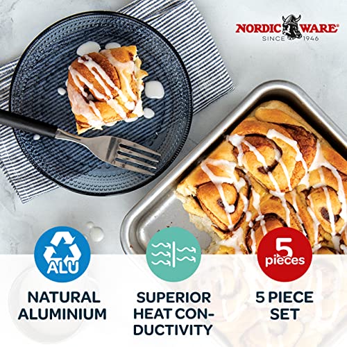 Image of Nordic Ware Natural Aluminum Commercial Square Cake Pan, 9 x 9 (Pack of 4)