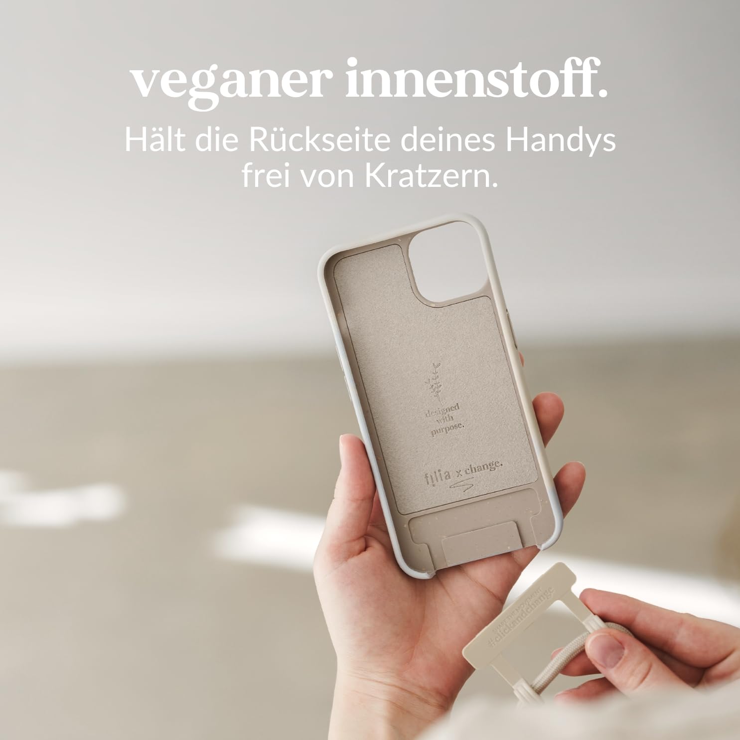 Woodcessories - Change Case, Nachhaltige Handykette abnehmbar kompatibel mit iPhone 16 Pro Hülle mit Band beige blau - biologisch abbaubar
