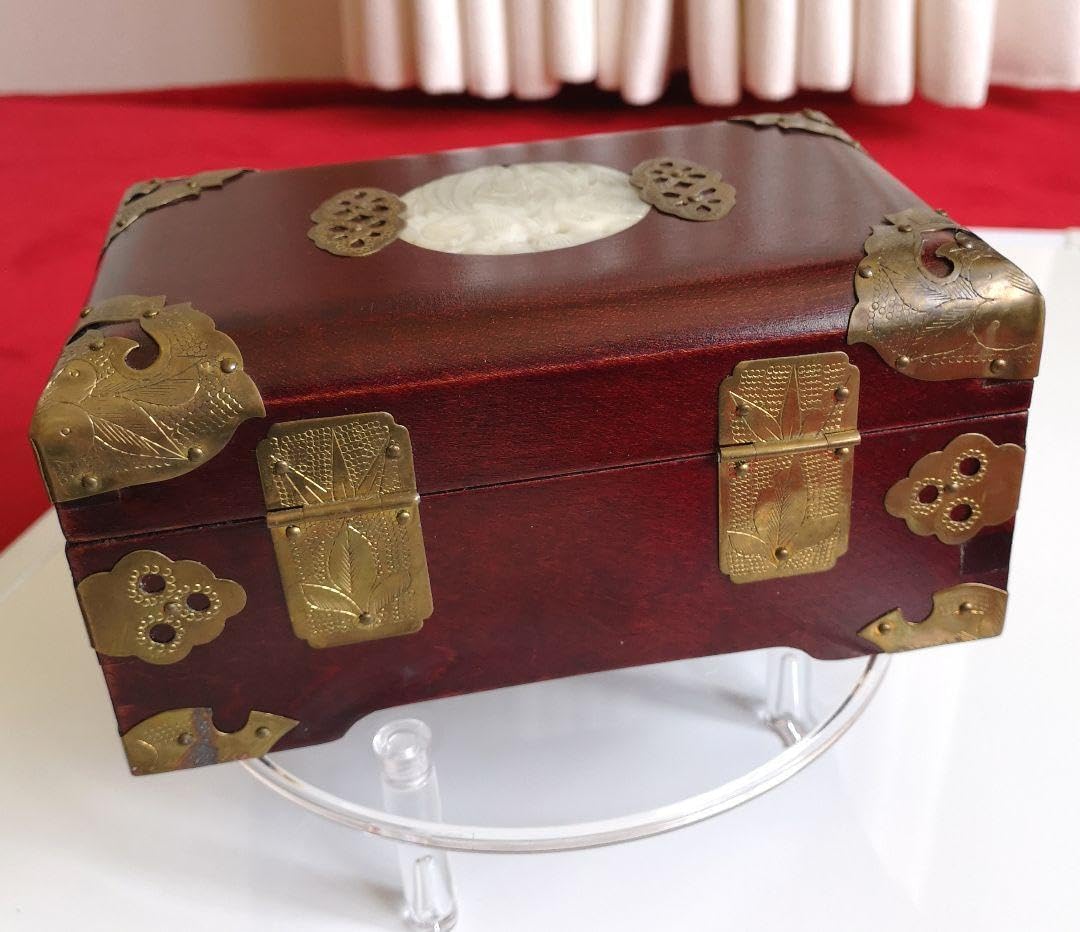 CHINAビンテージ 宝石箱 白翡翠 彫刻 魚 真鍮 葉 魚 装飾 木製 258 CHINAビンテージ 宝石箱 白翡翠 彫刻 魚 真鍮 葉 魚 装飾 木製 258