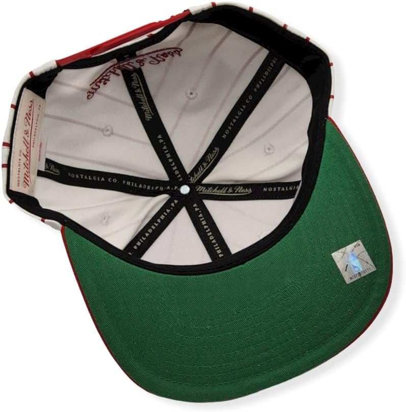 White Philadelphia 76ers Snapback Hat by Mitchell & Ness