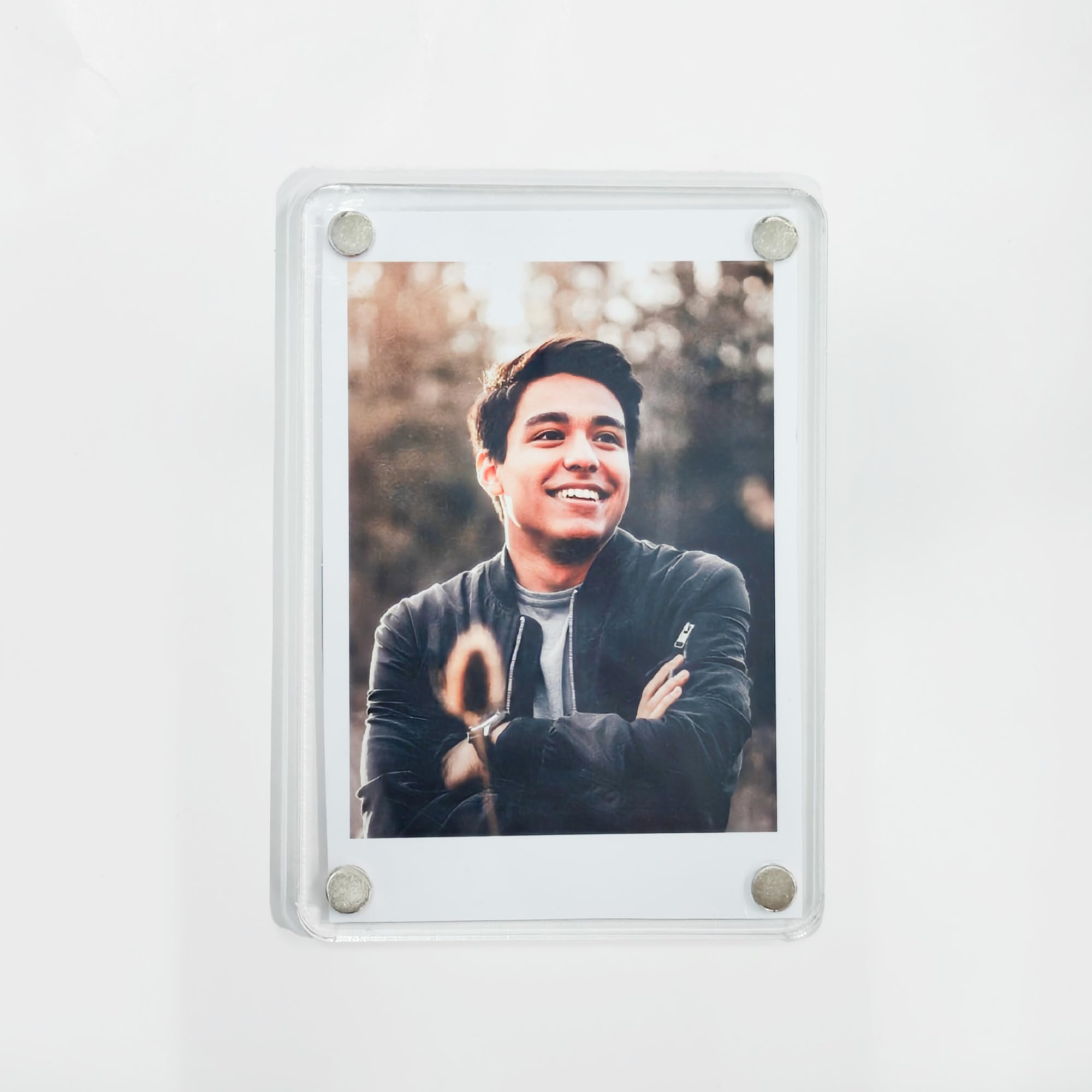The Zappy Box Personalized Polaroid Magnet Frame, 6.9 cm x 10.1 cm