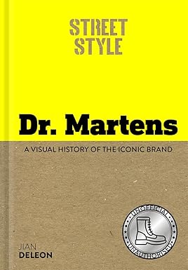 STREET STYLE: DR. MARTENS