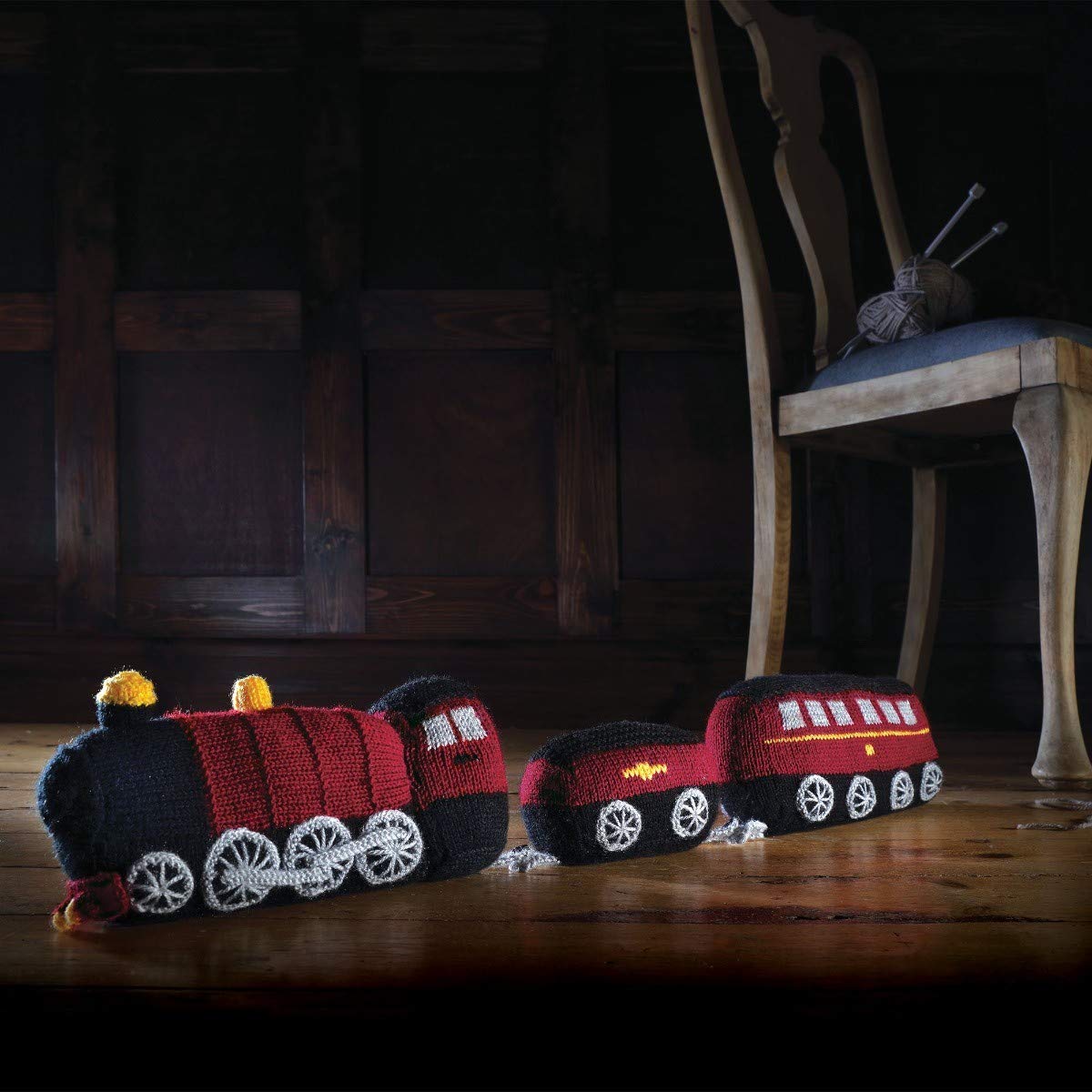 Wizarding World - Hogwarts Express Knitting Kit - Eaglemoss Collections, Black - Image 3