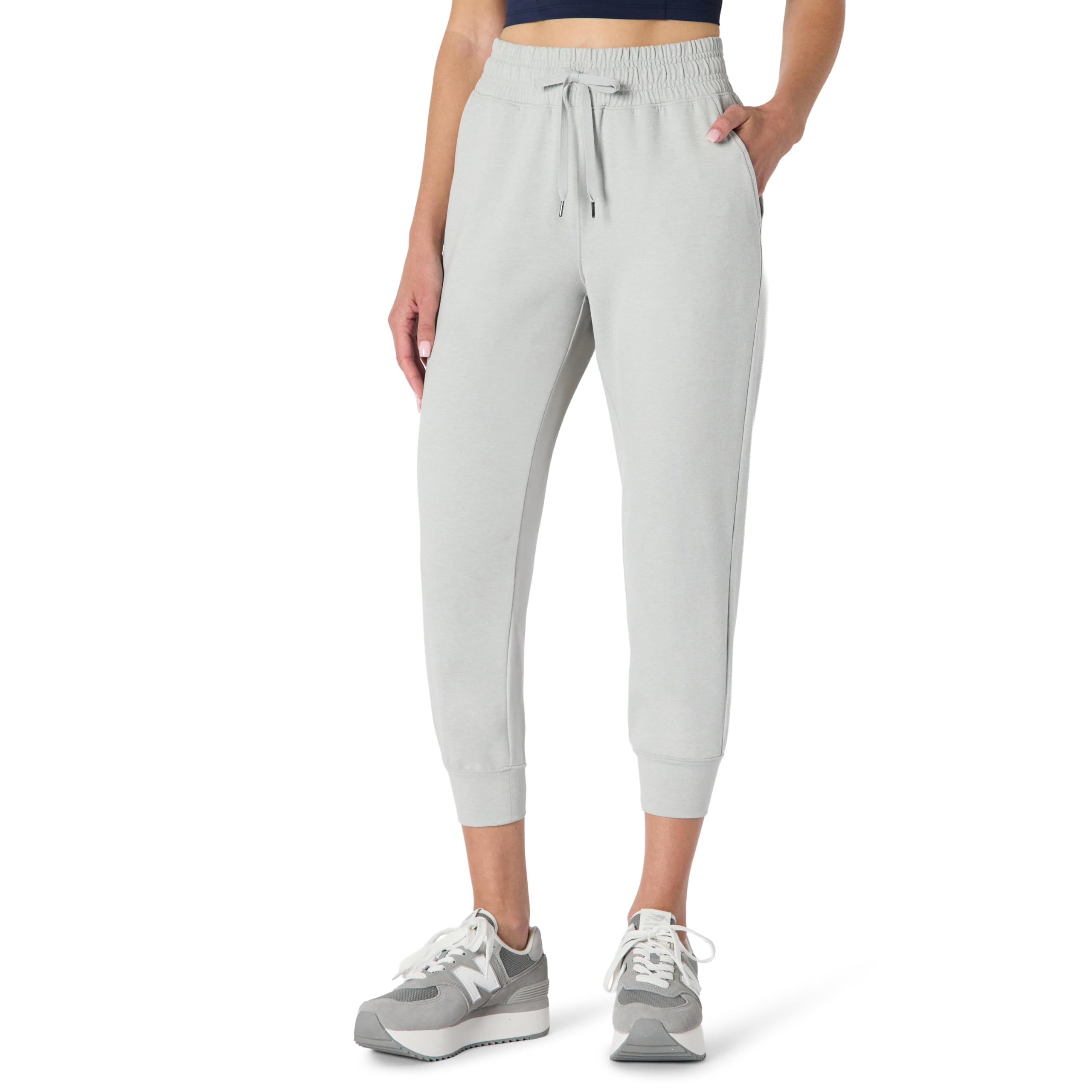 Amazon Essentials Women's Athletic Soft Performance Lightweight Cropped Capri Workout Jogger Sweatpants